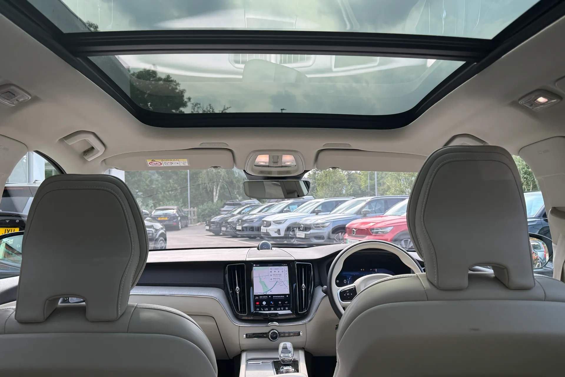 Volvo XC60 thumbnail image number 22