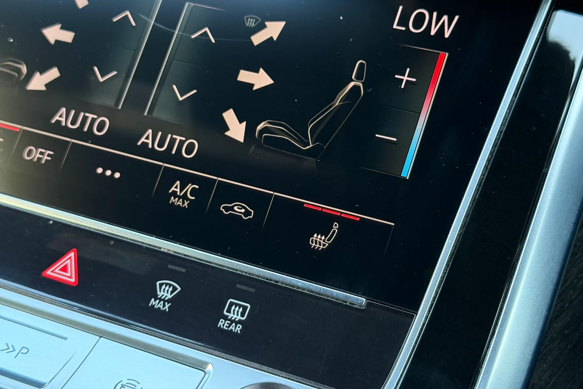Audi Q8 thumbnail image number 21