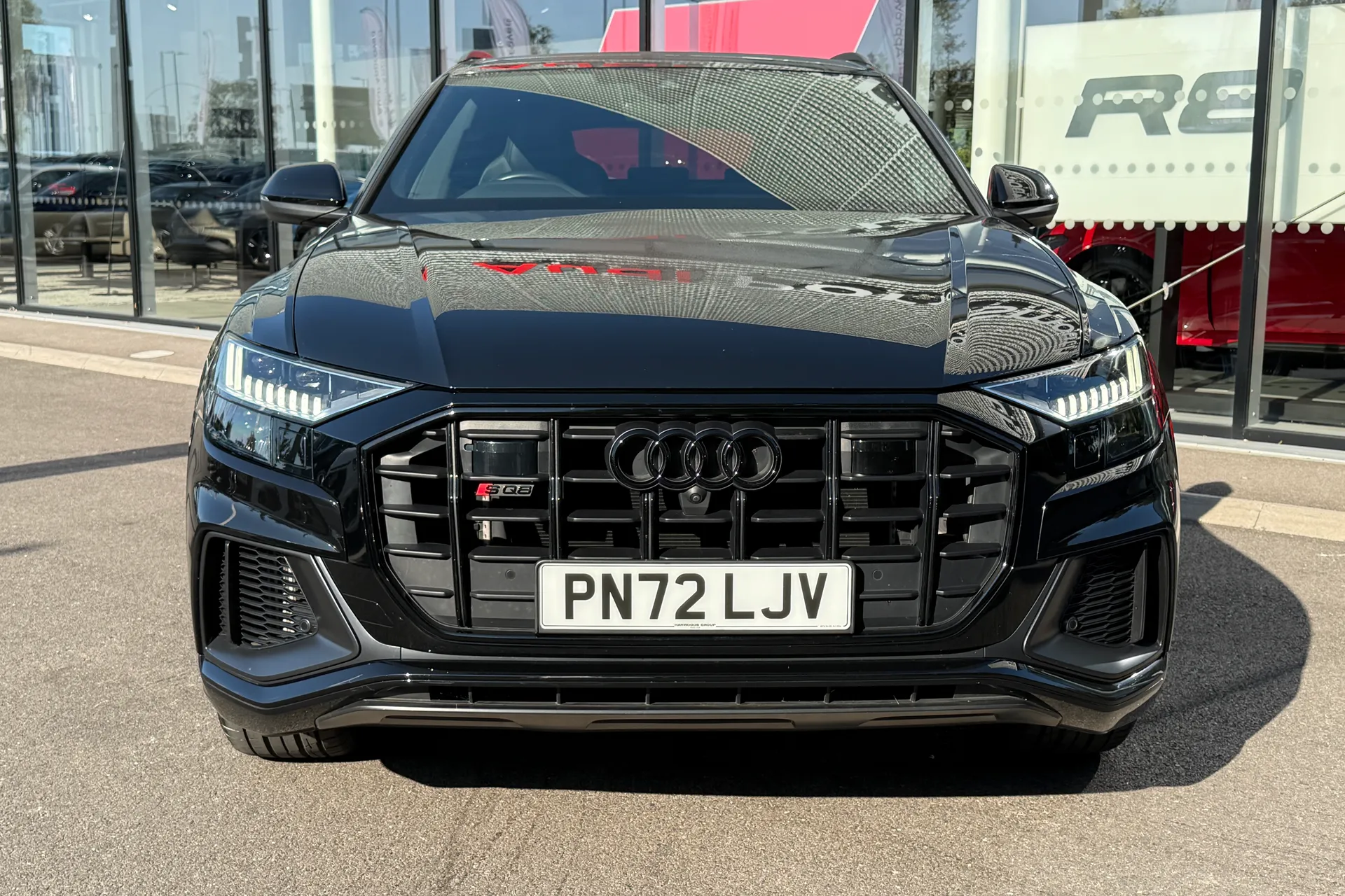 Audi Q8 thumbnail image number 12