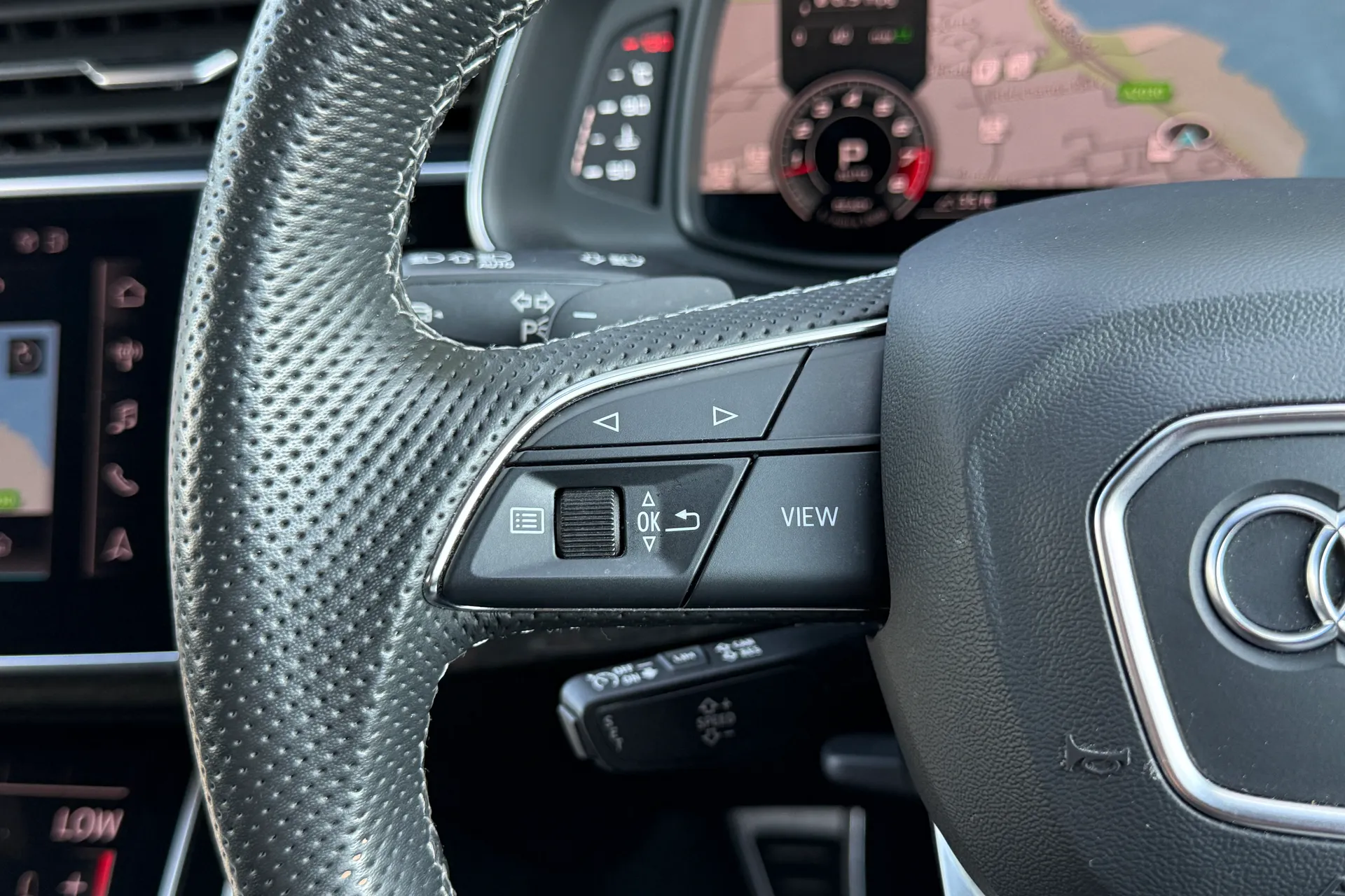 Audi Q8 thumbnail image number 50