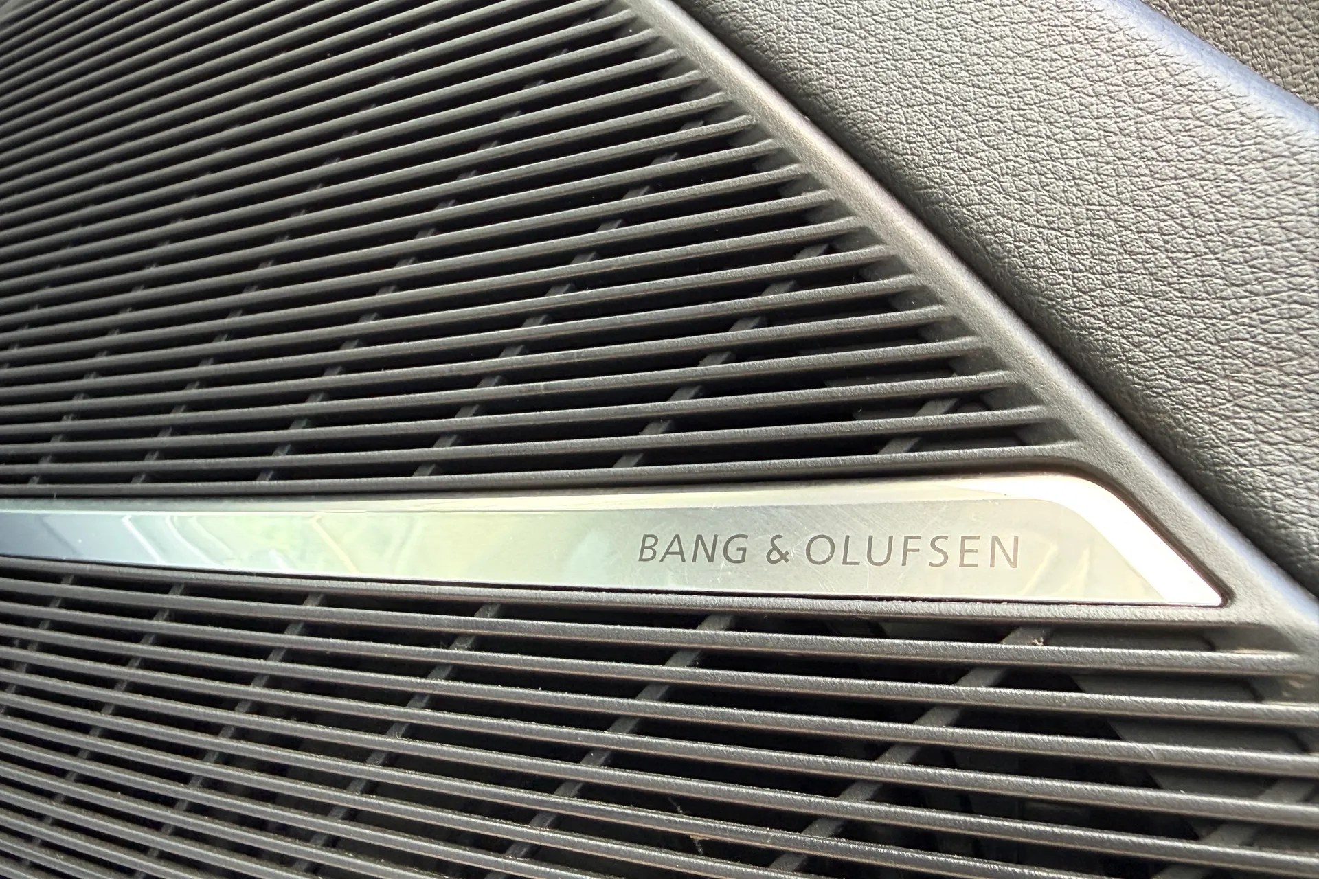 Audi Q8 thumbnail image number 38