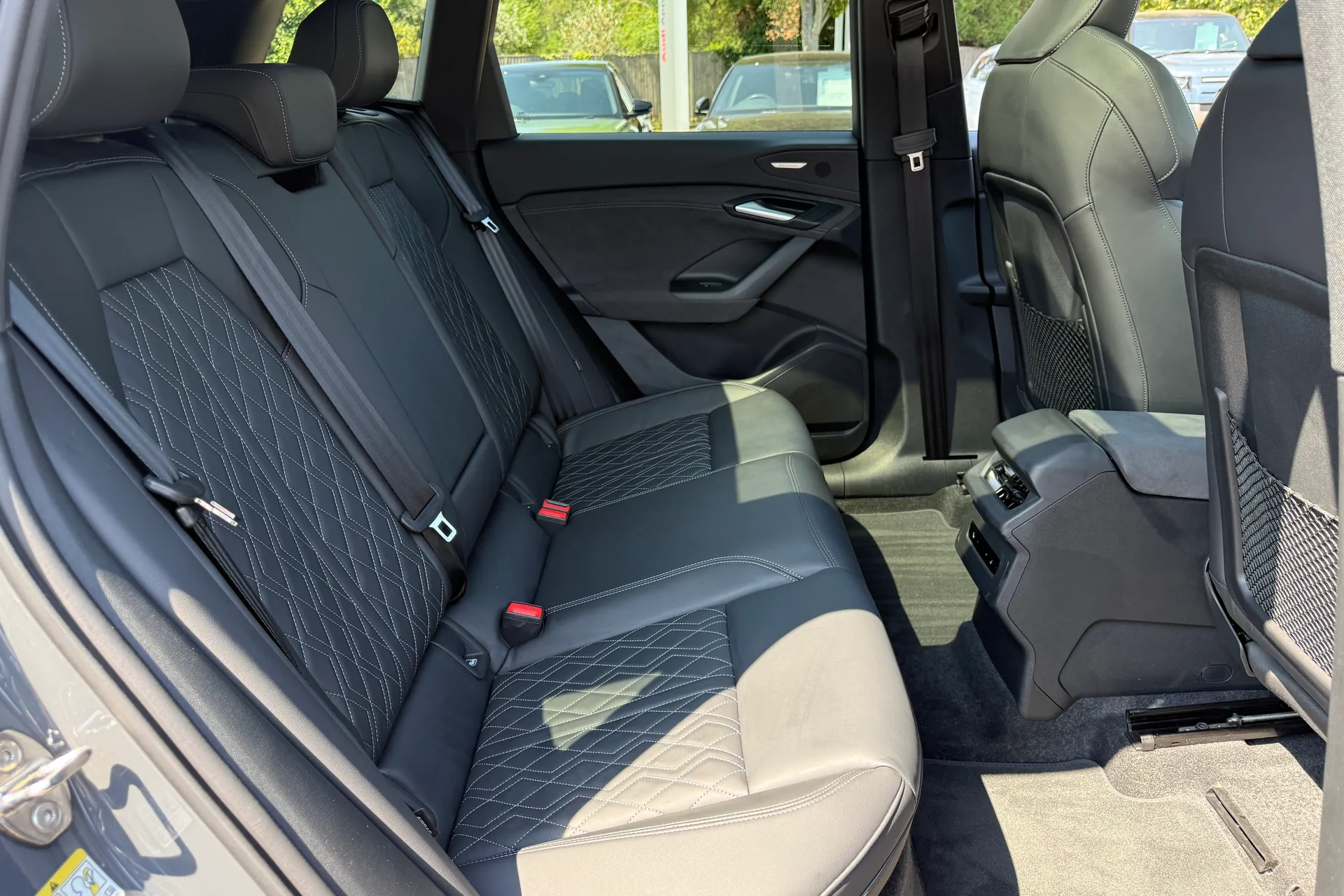 Audi Q6 thumbnail image number 57