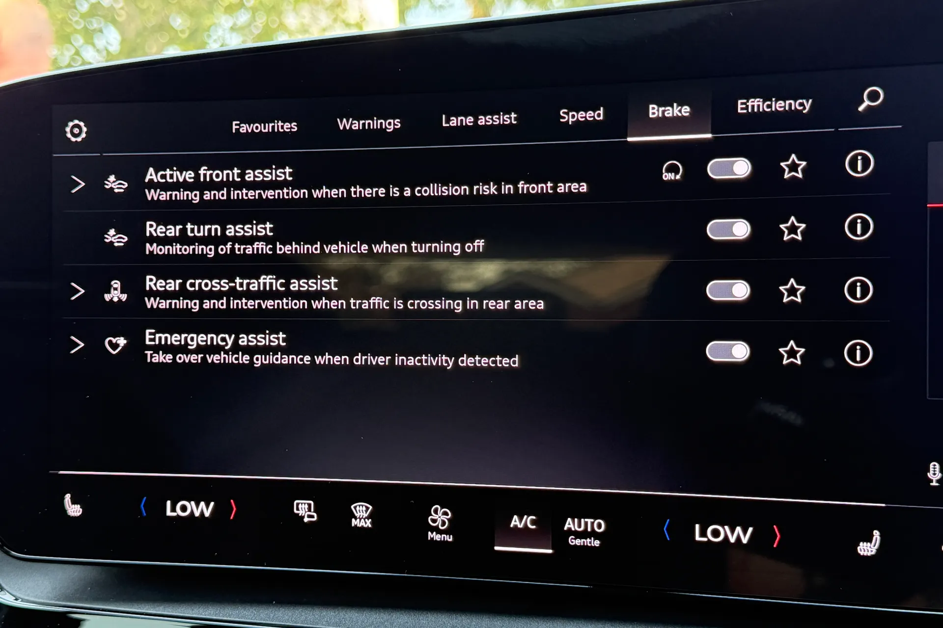 Audi Q6 thumbnail image number 20
