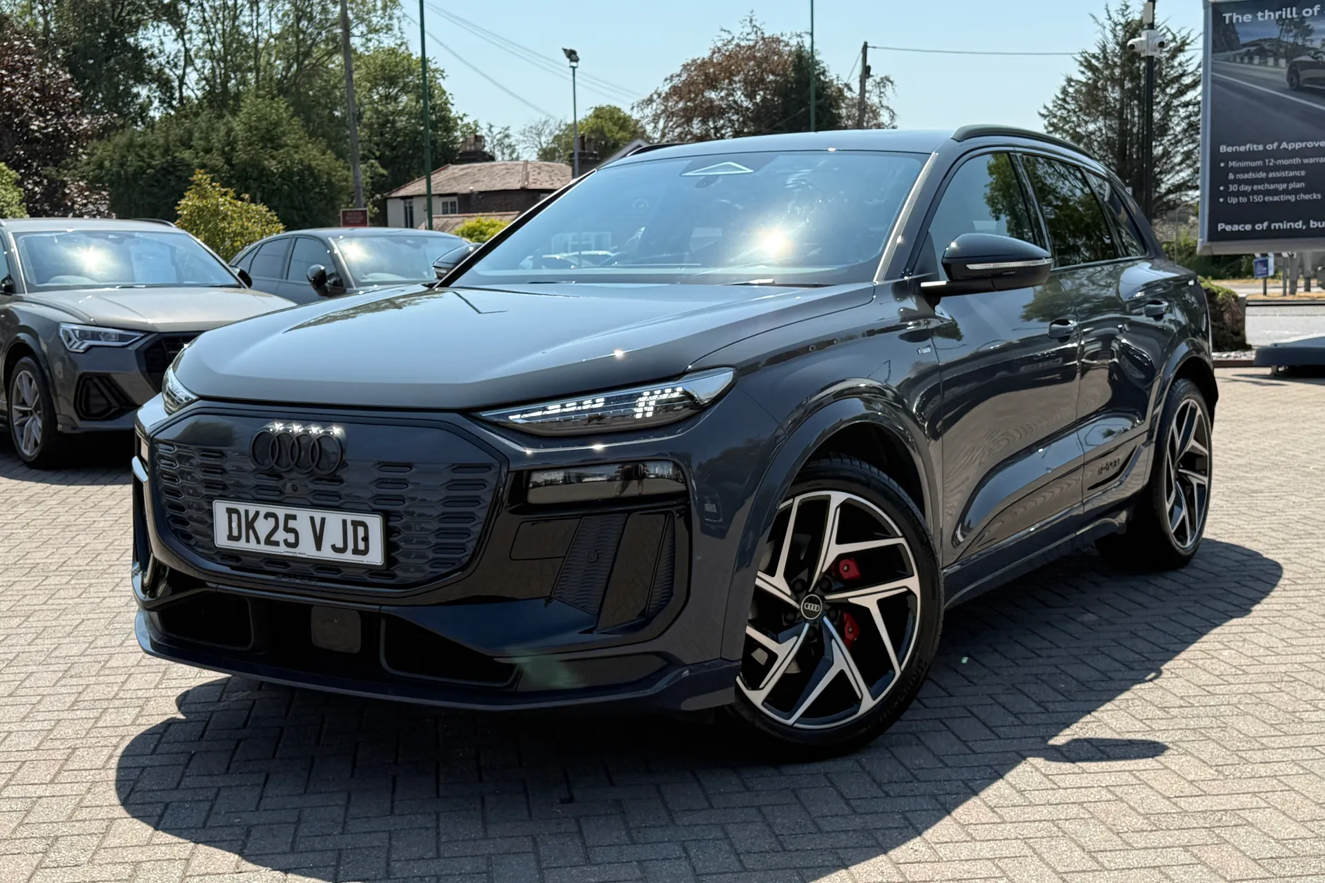 Audi Q6 thumbnail image number 35