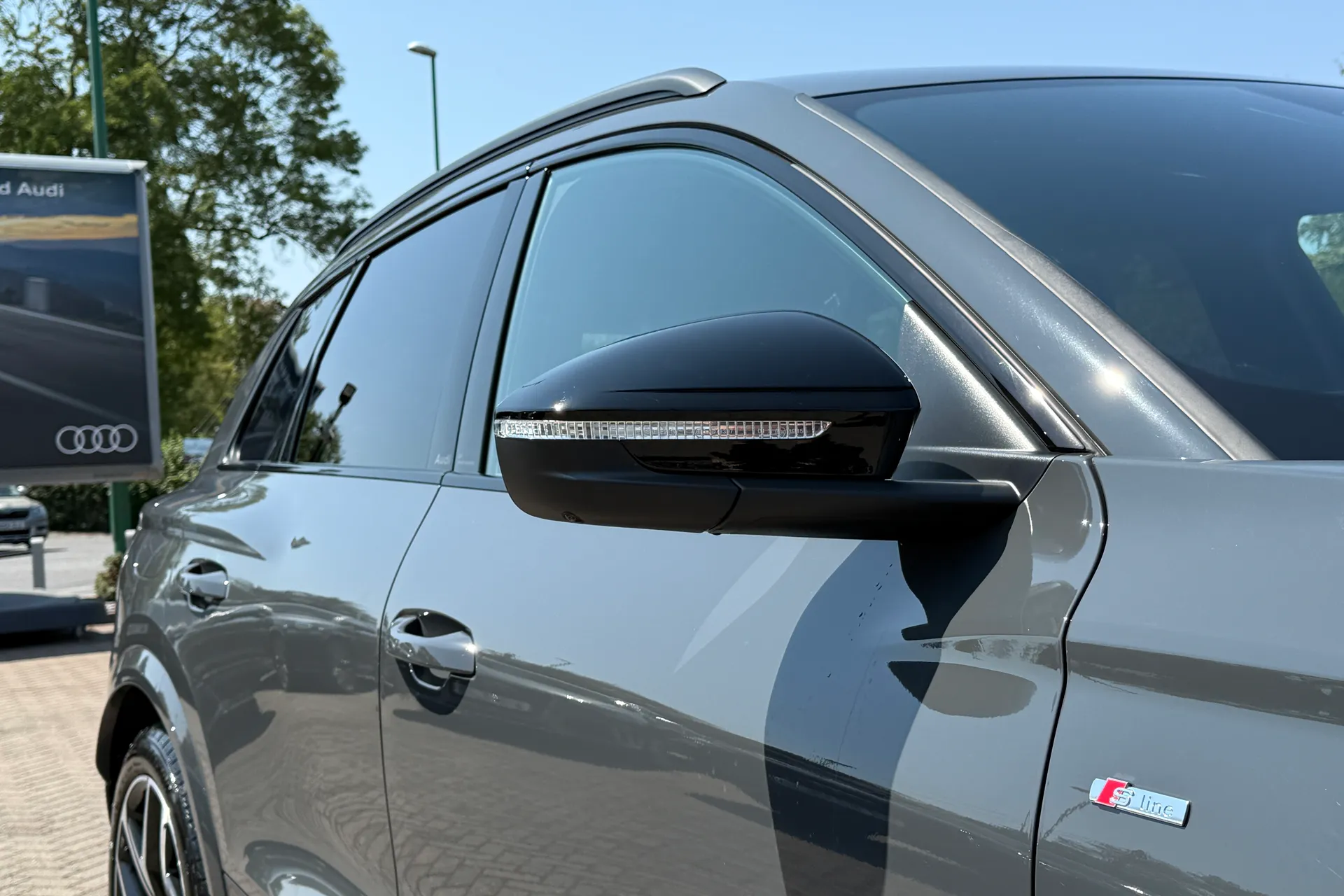 Audi Q6 thumbnail image number 63