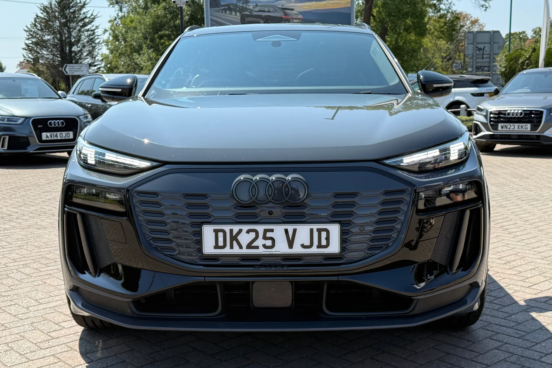 Audi Q6 thumbnail image number 34
