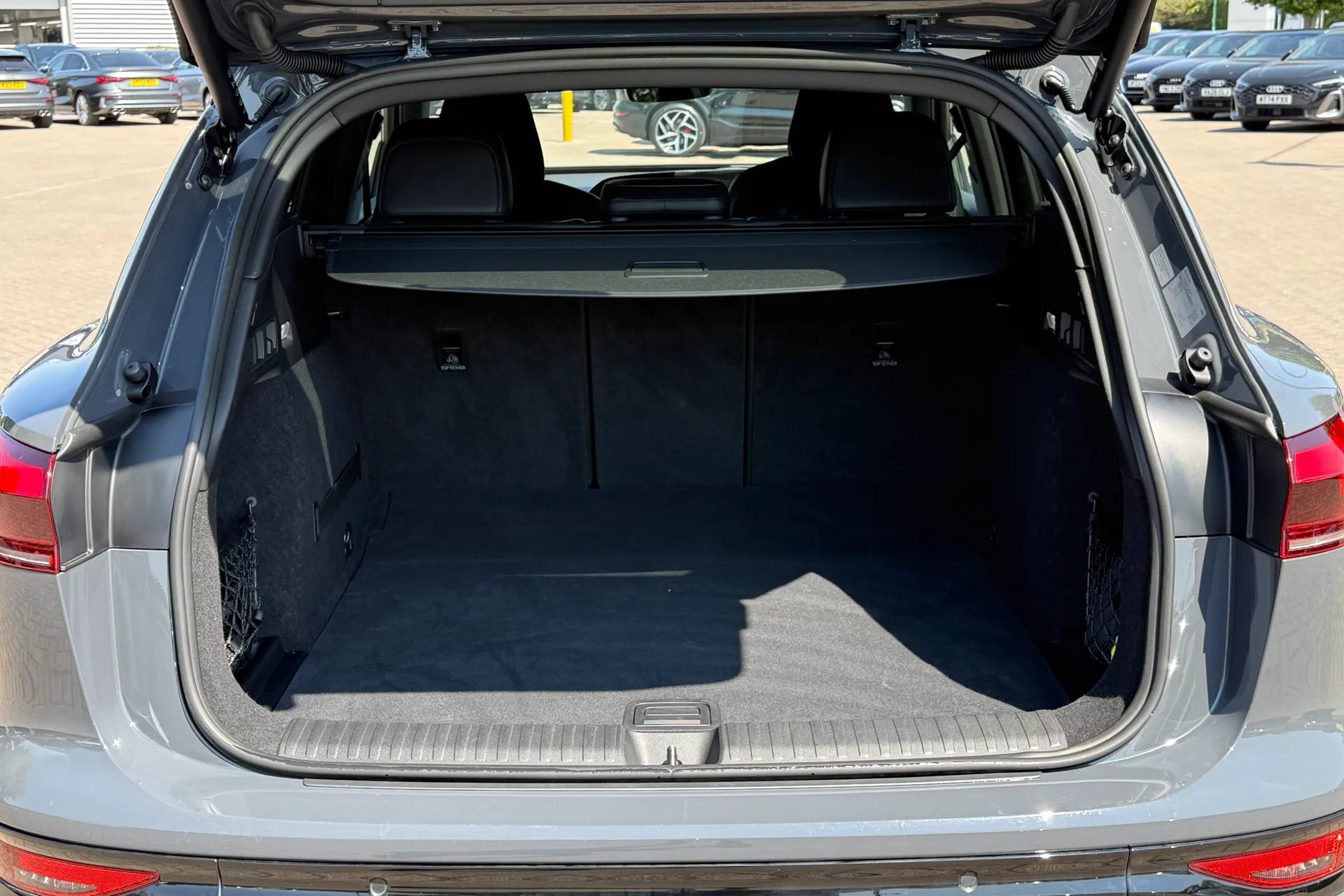 Audi Q6 thumbnail image number 47