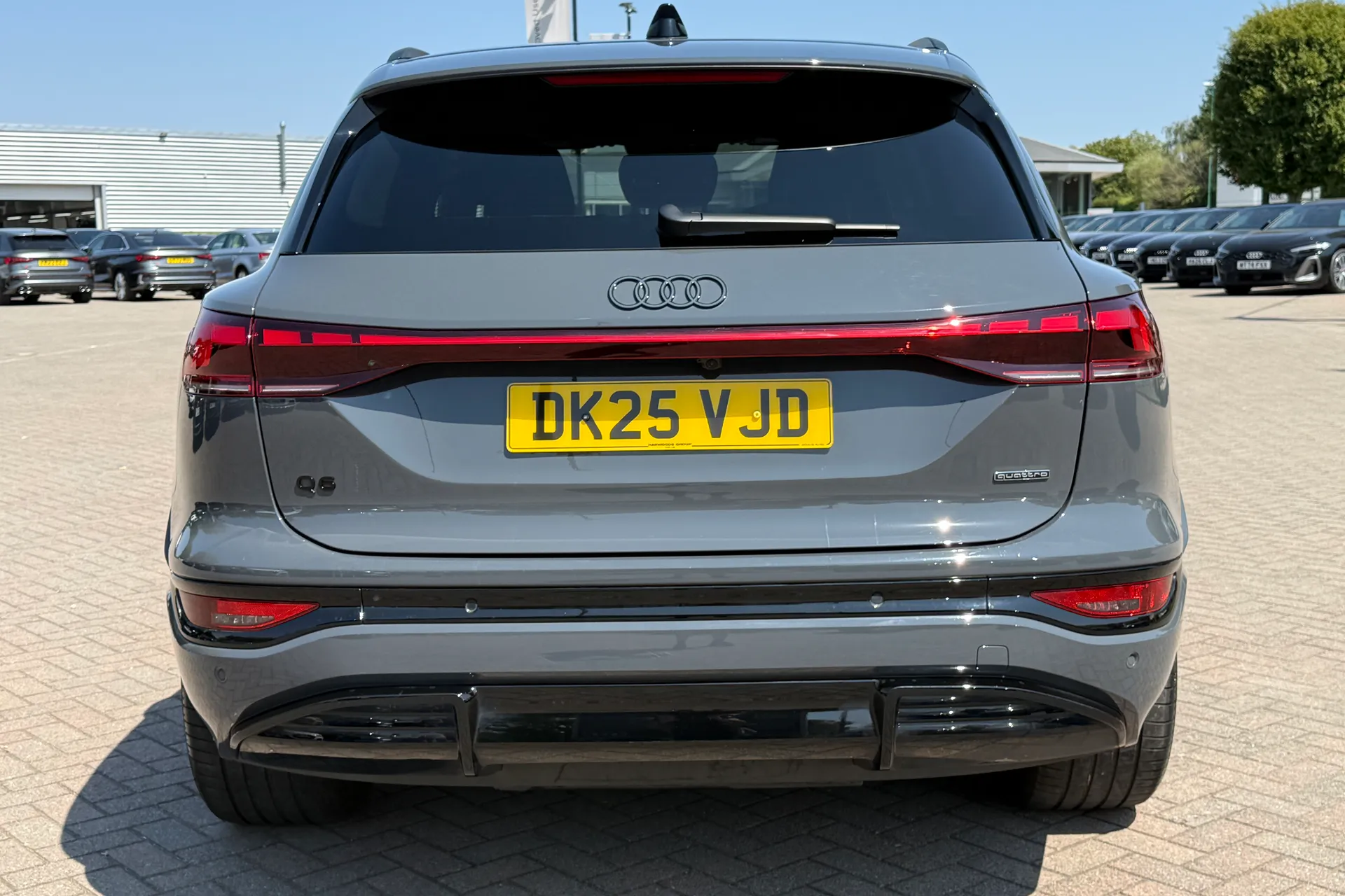 Audi Q6 thumbnail image number 45