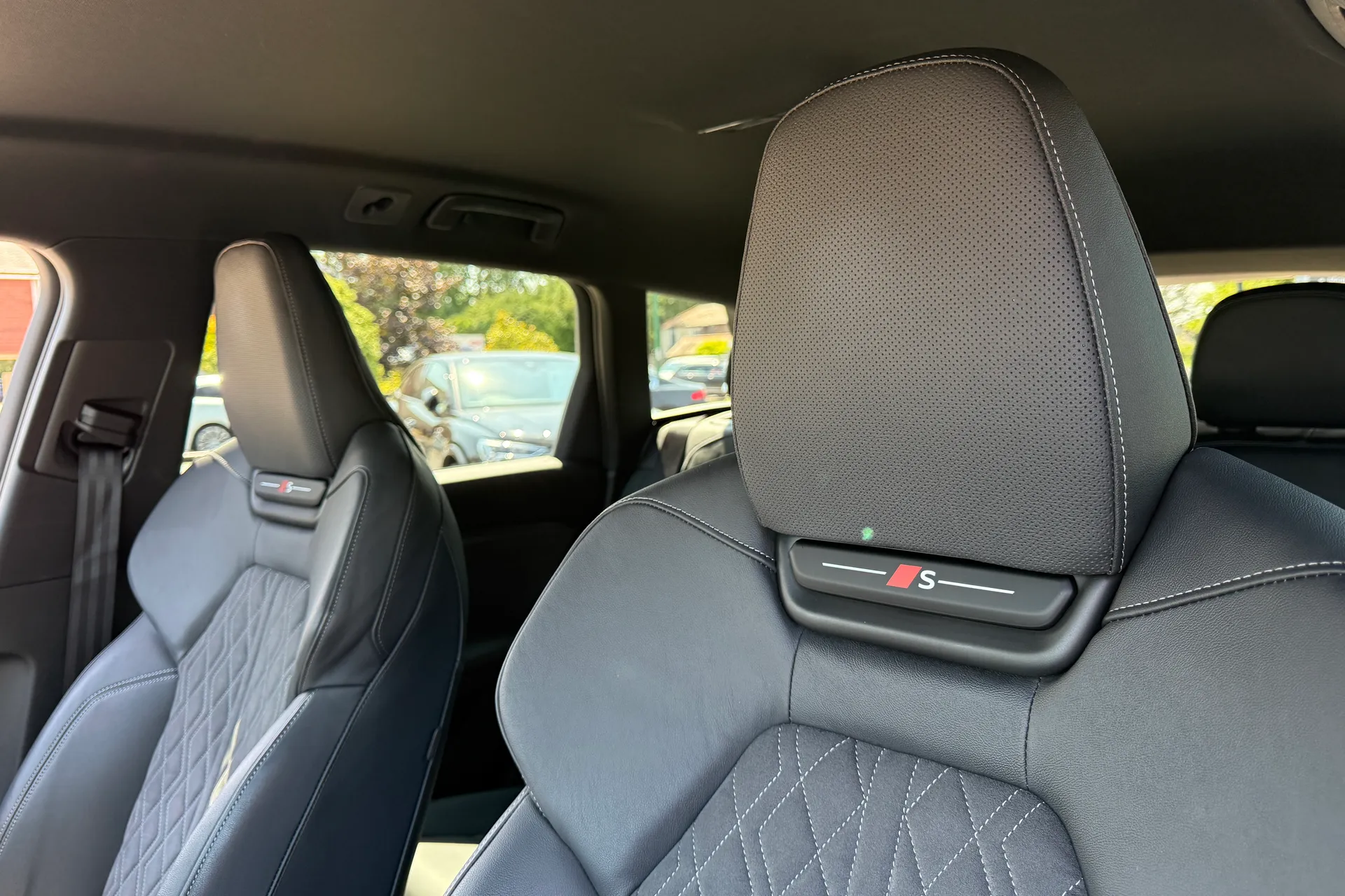 Audi Q6 thumbnail image number 38