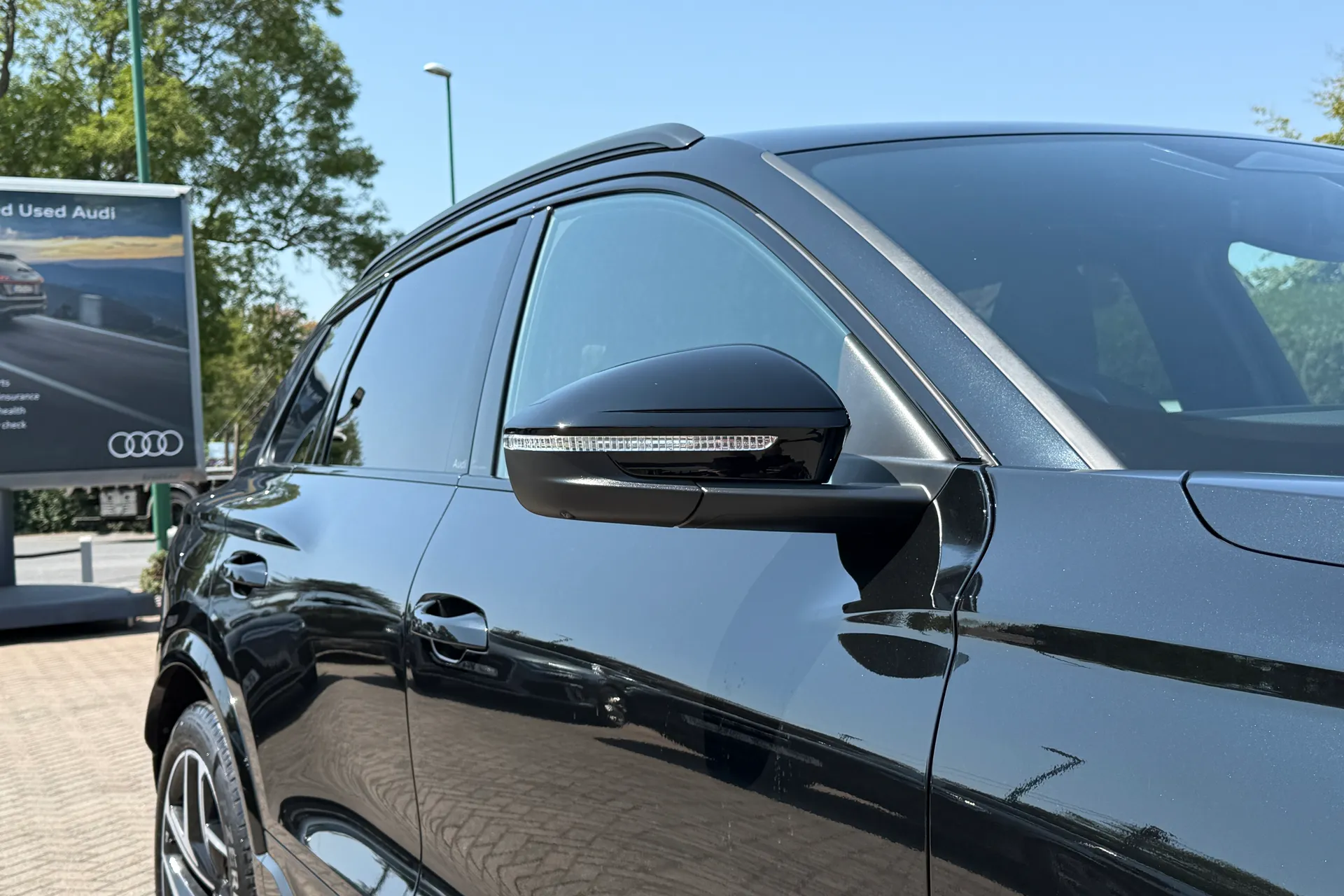 Audi Q6 thumbnail image number 57