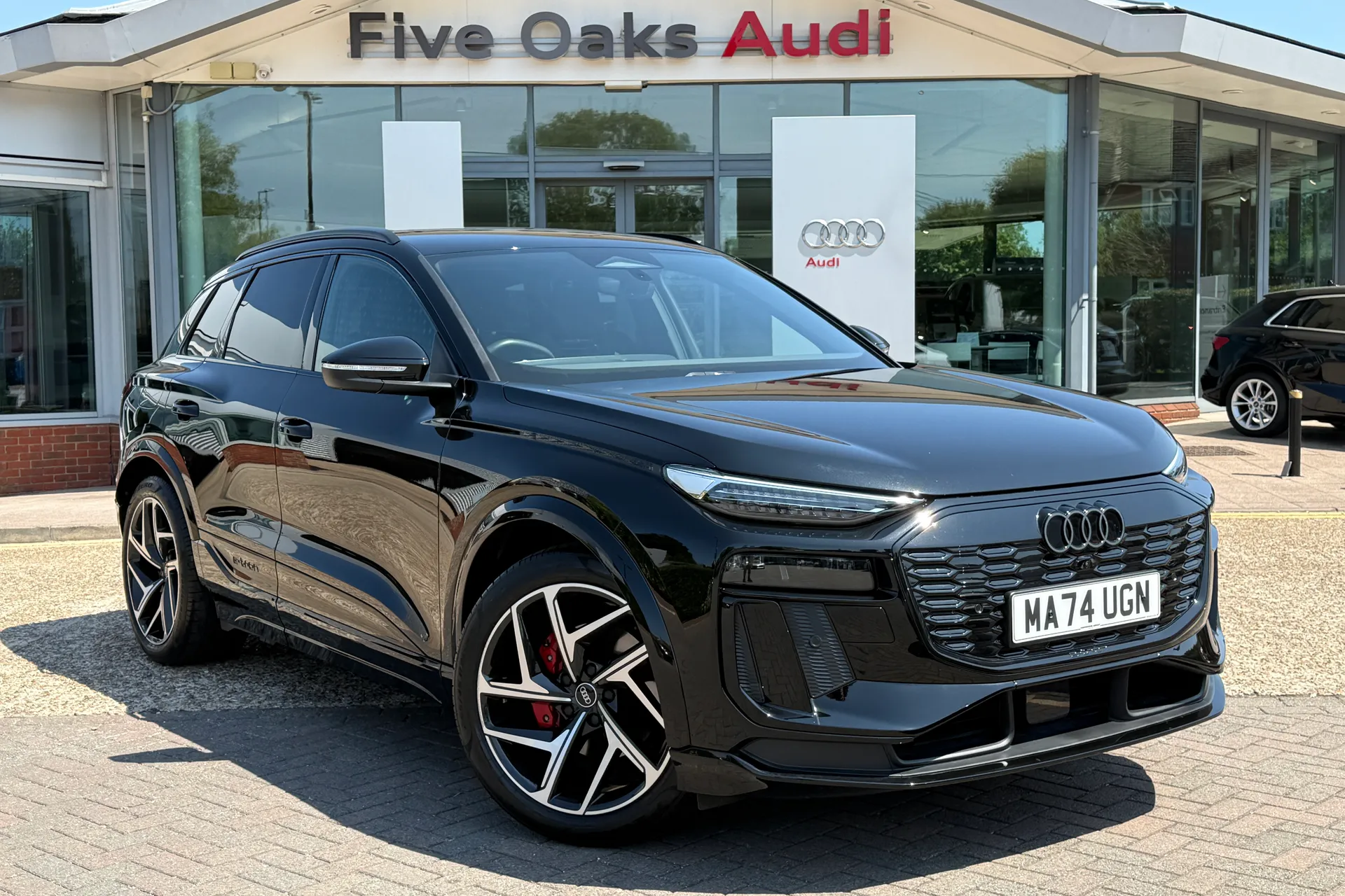 Audi Q6 focused image