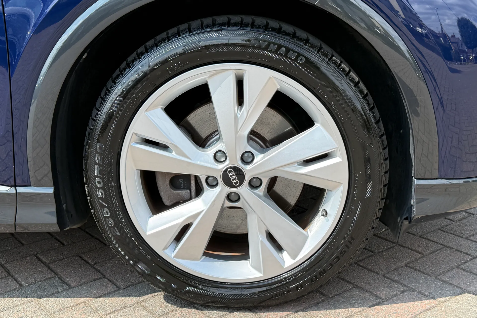 Audi Q4 thumbnail image number 46