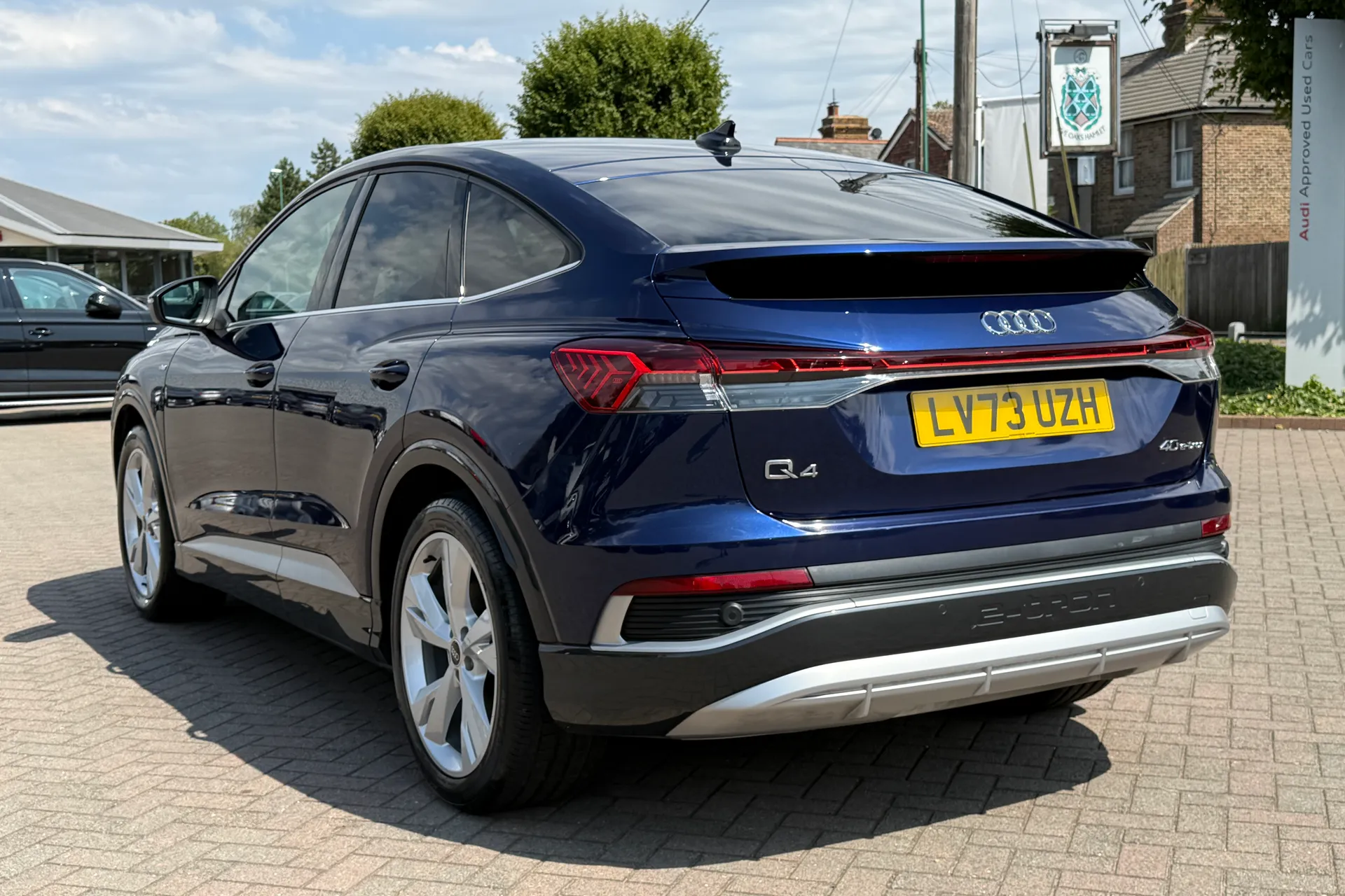Audi Q4 thumbnail image number 34