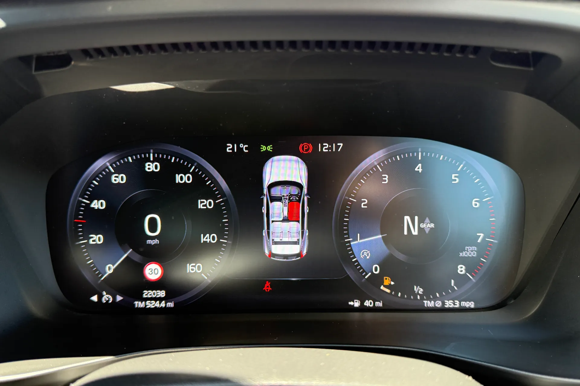 Volvo XC40 thumbnail image number 41