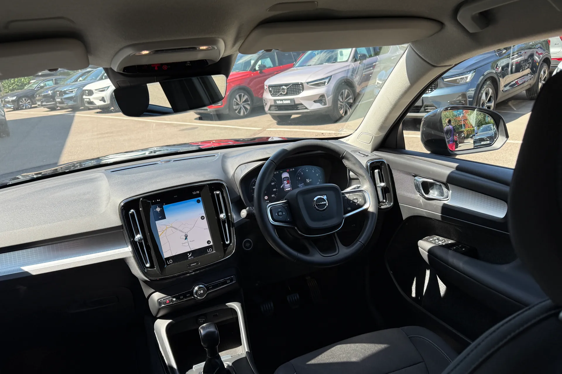 Volvo XC40 thumbnail image number 31