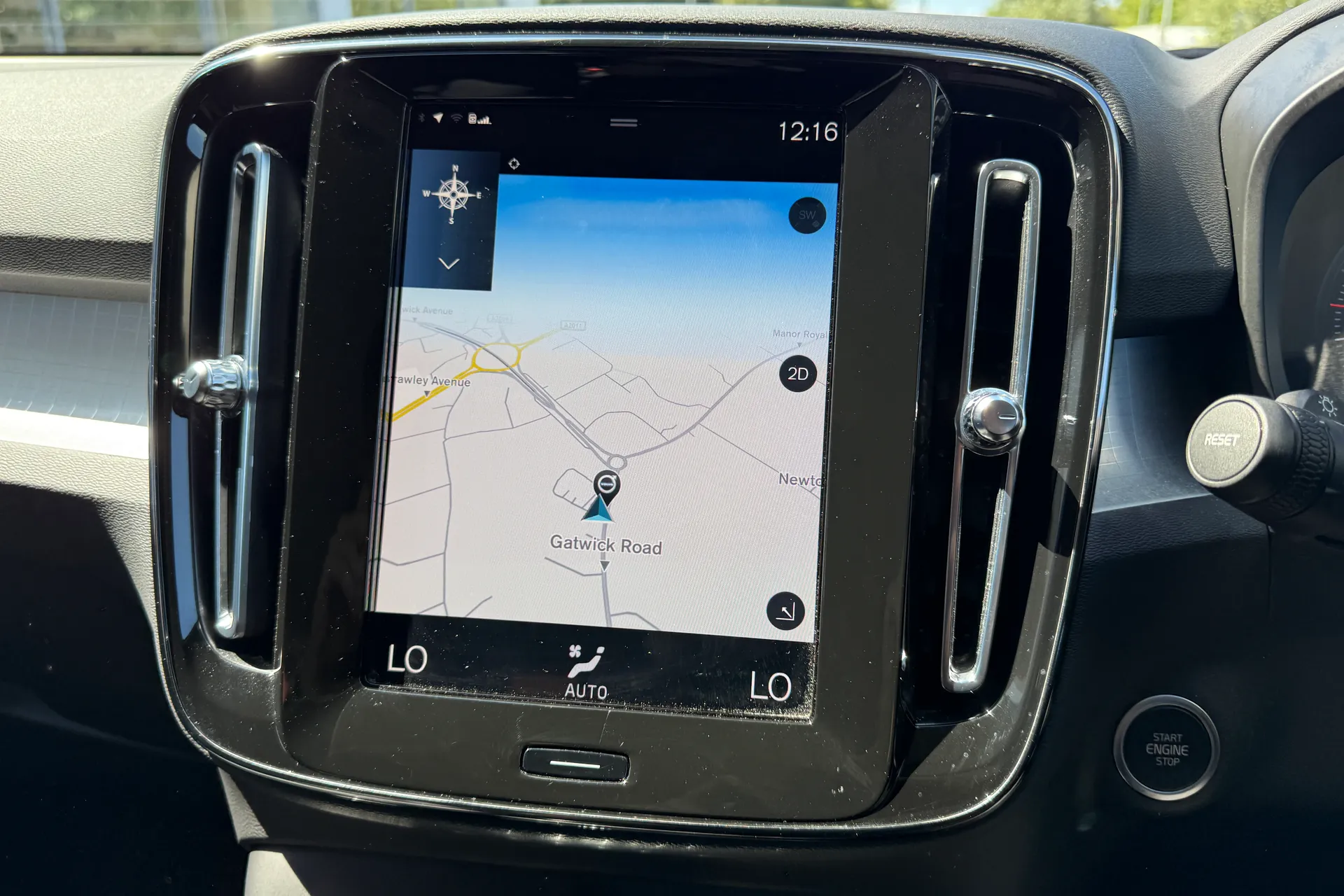Volvo XC40 thumbnail image number 5