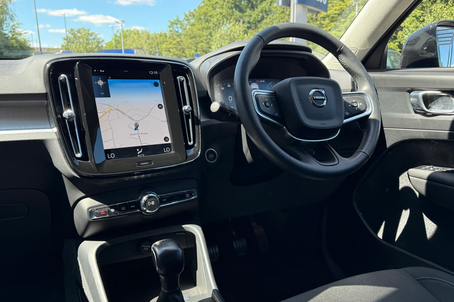 Volvo XC40 thumbnail image number 33