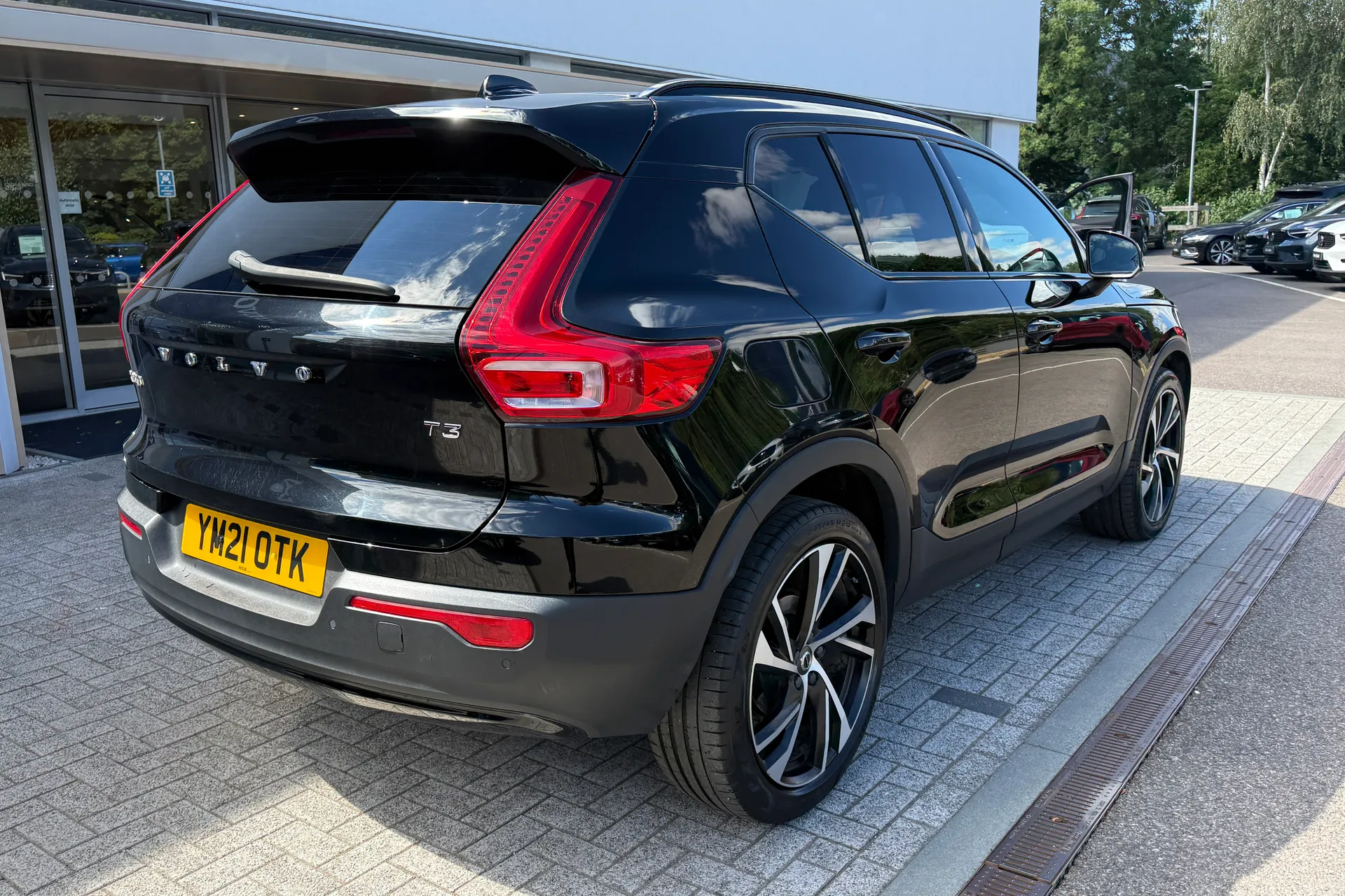 Volvo XC40 thumbnail image number 8