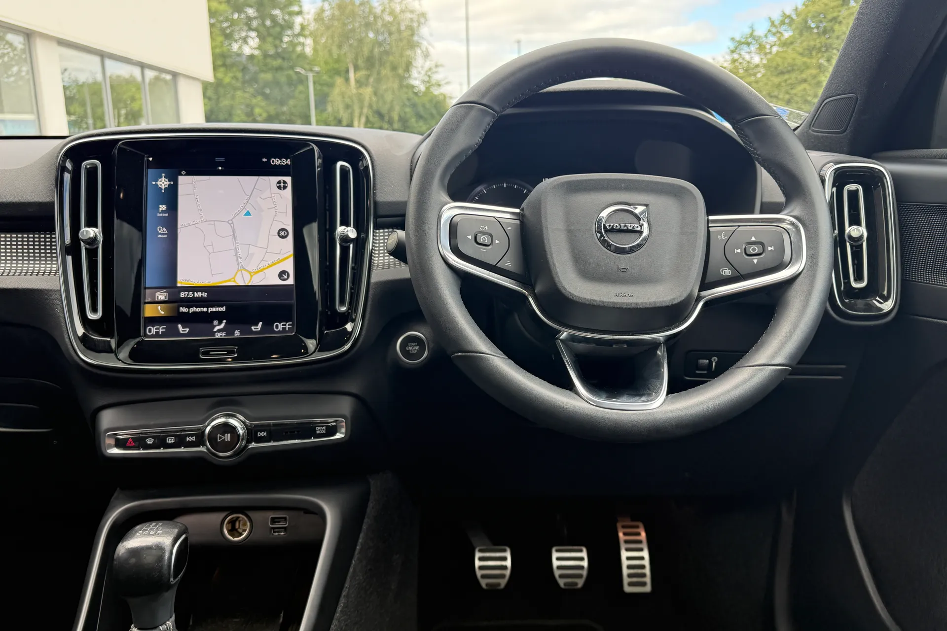 Volvo XC40 thumbnail image number 34
