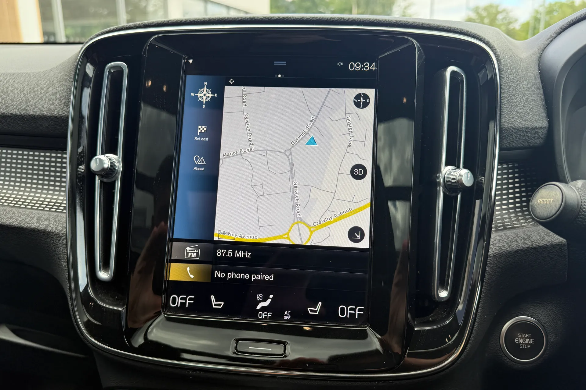 Volvo XC40 thumbnail image number 4