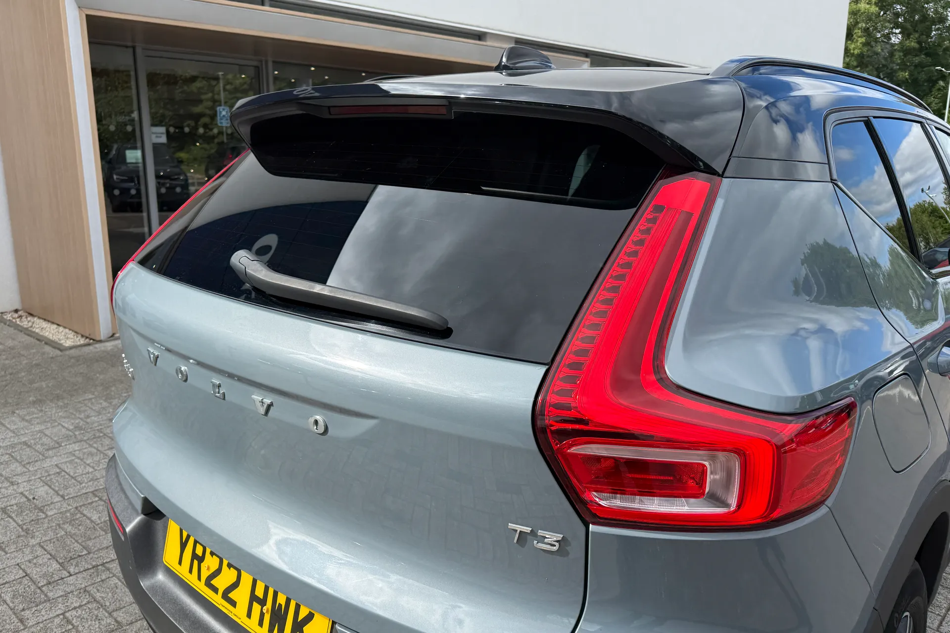 Volvo XC40 thumbnail image number 17