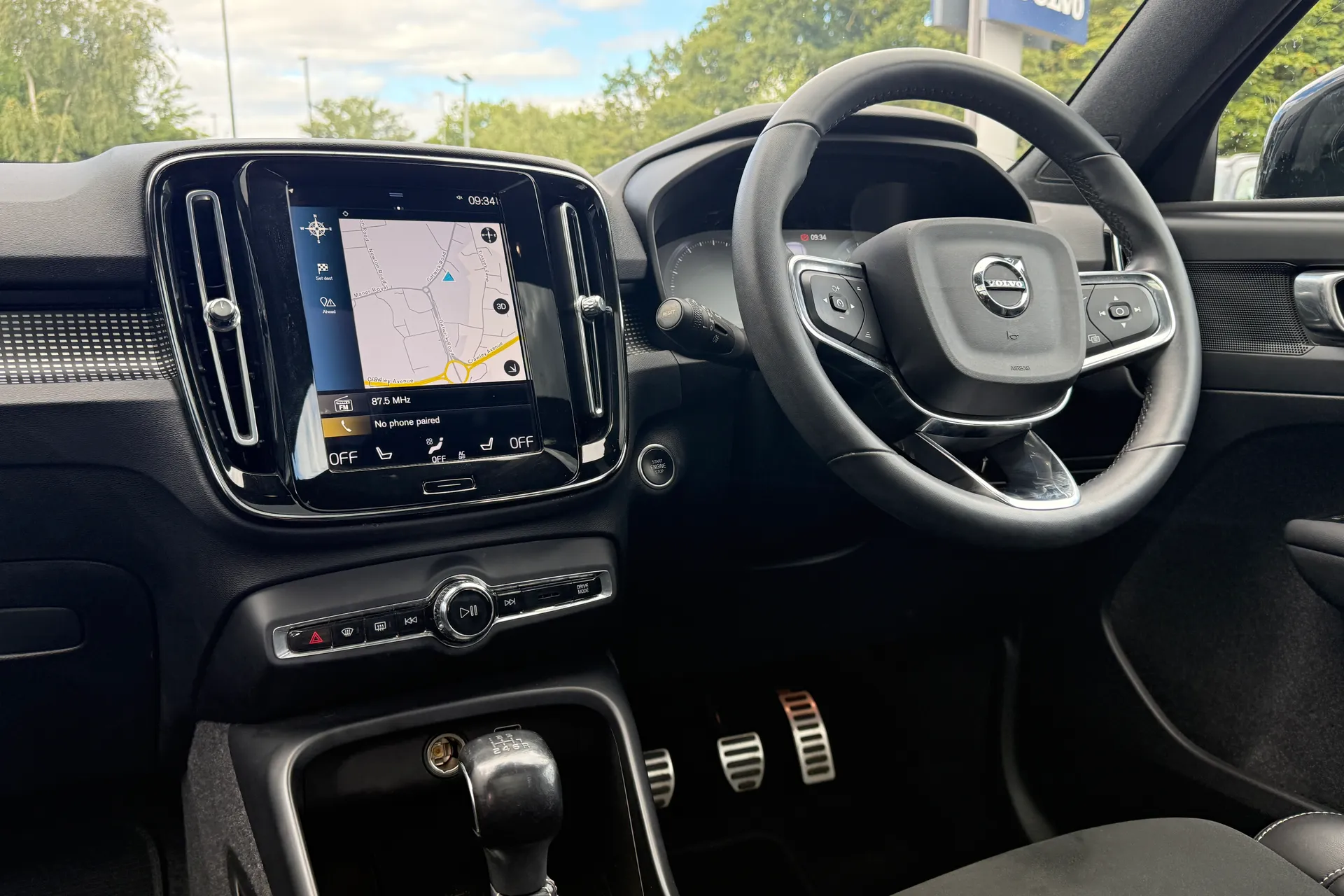 Volvo XC40 thumbnail image number 36