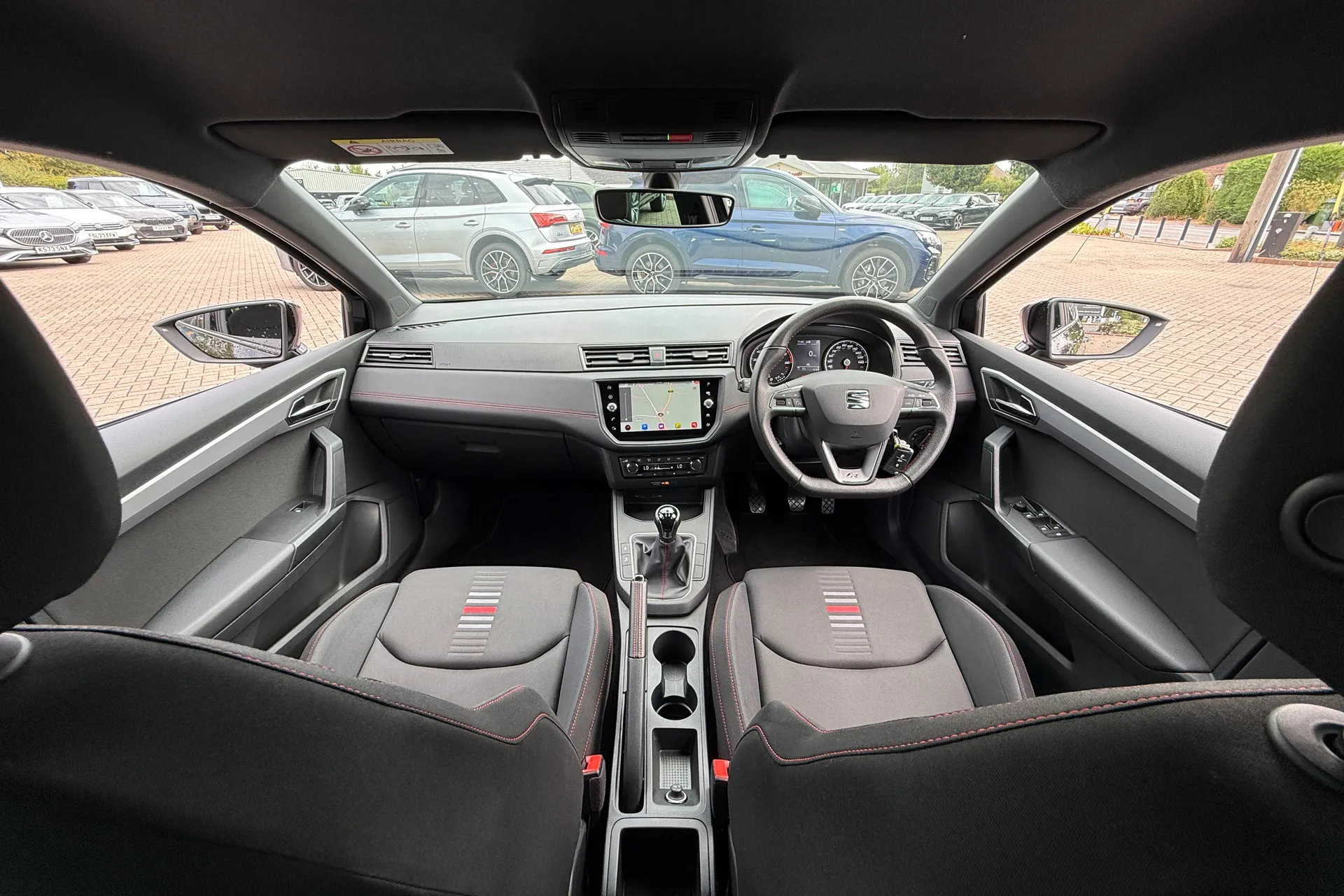 SEAT IBIZA thumbnail image number 3