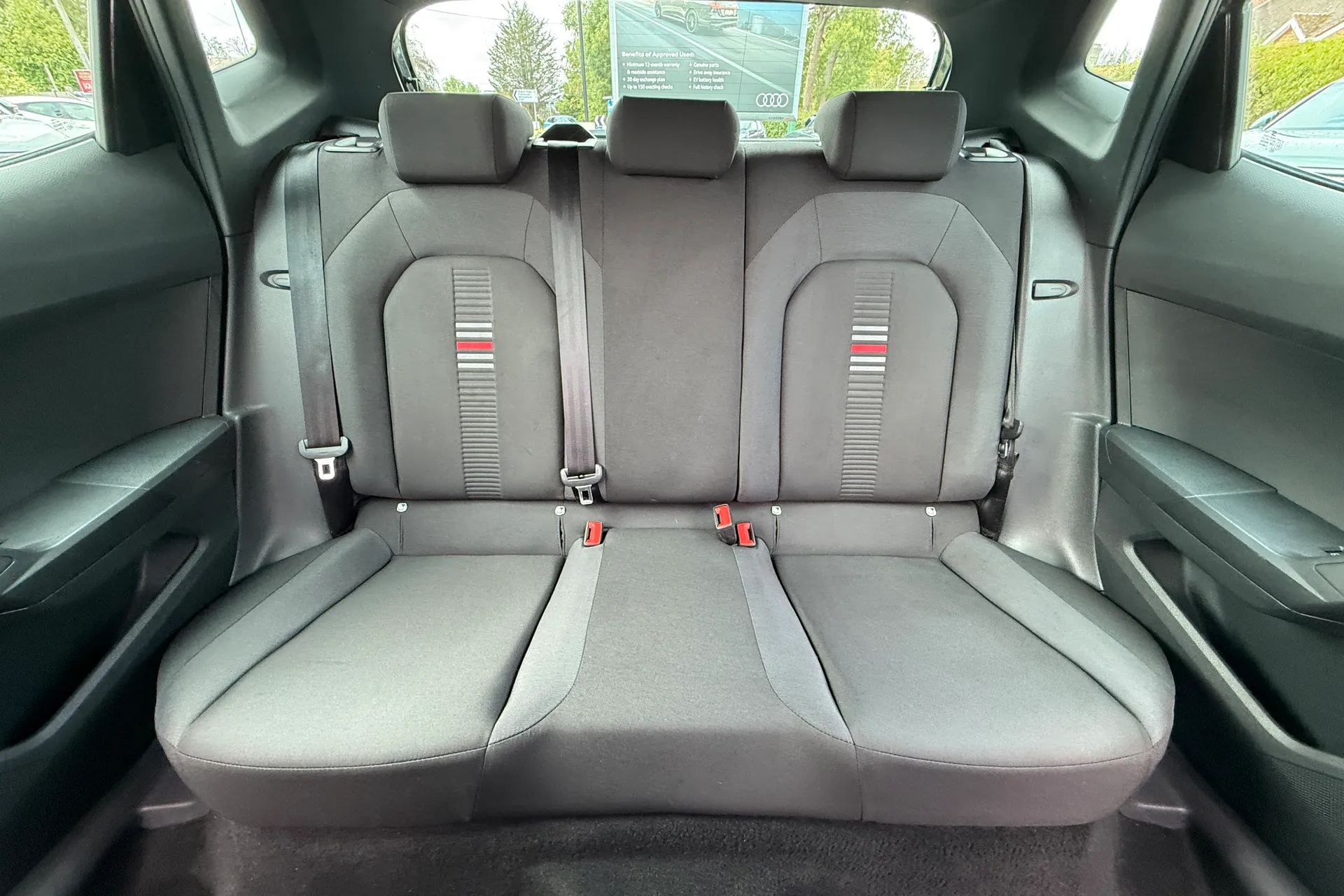 SEAT IBIZA thumbnail image number 30