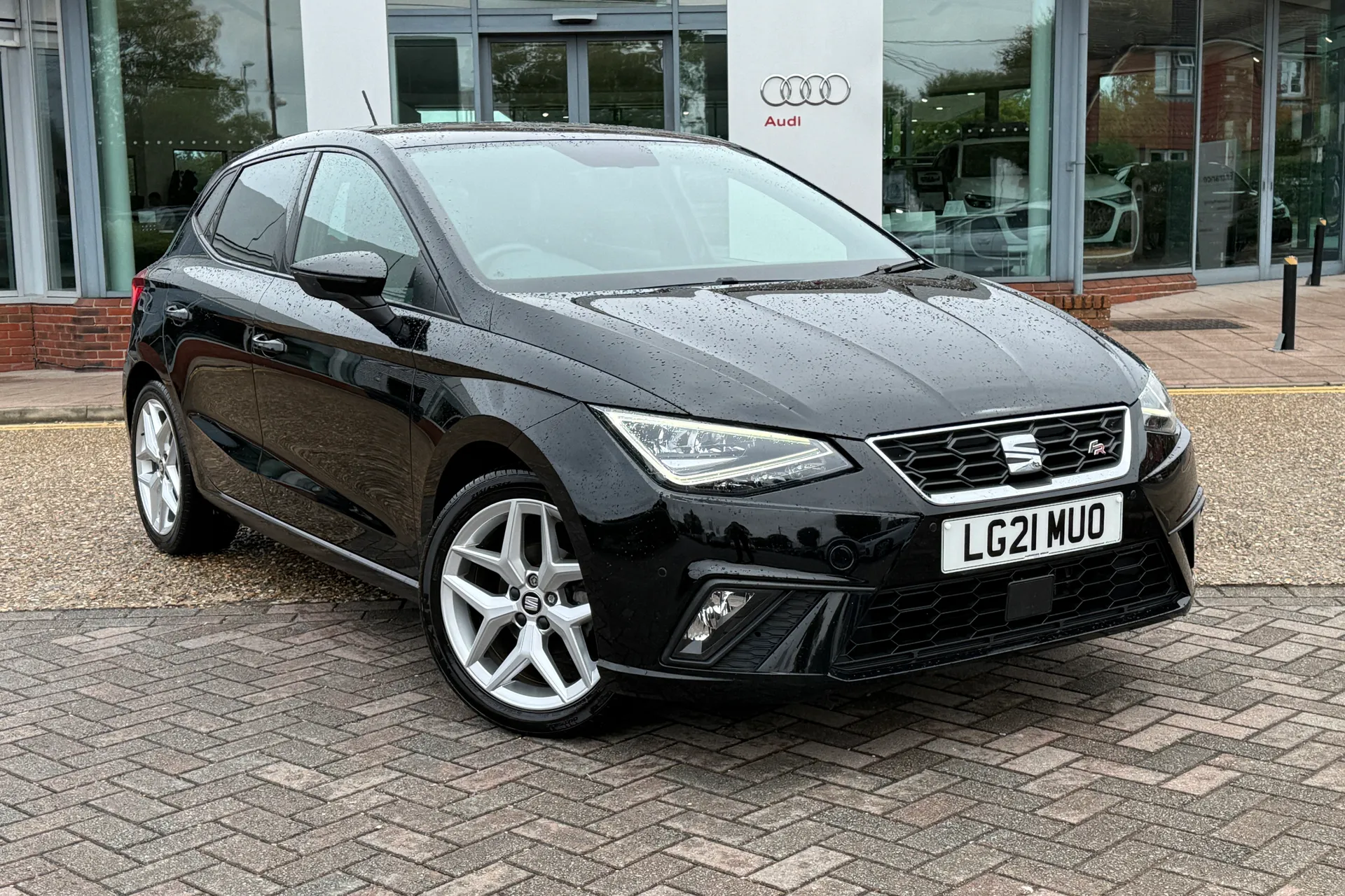 SEAT IBIZA thumbnail image number 17