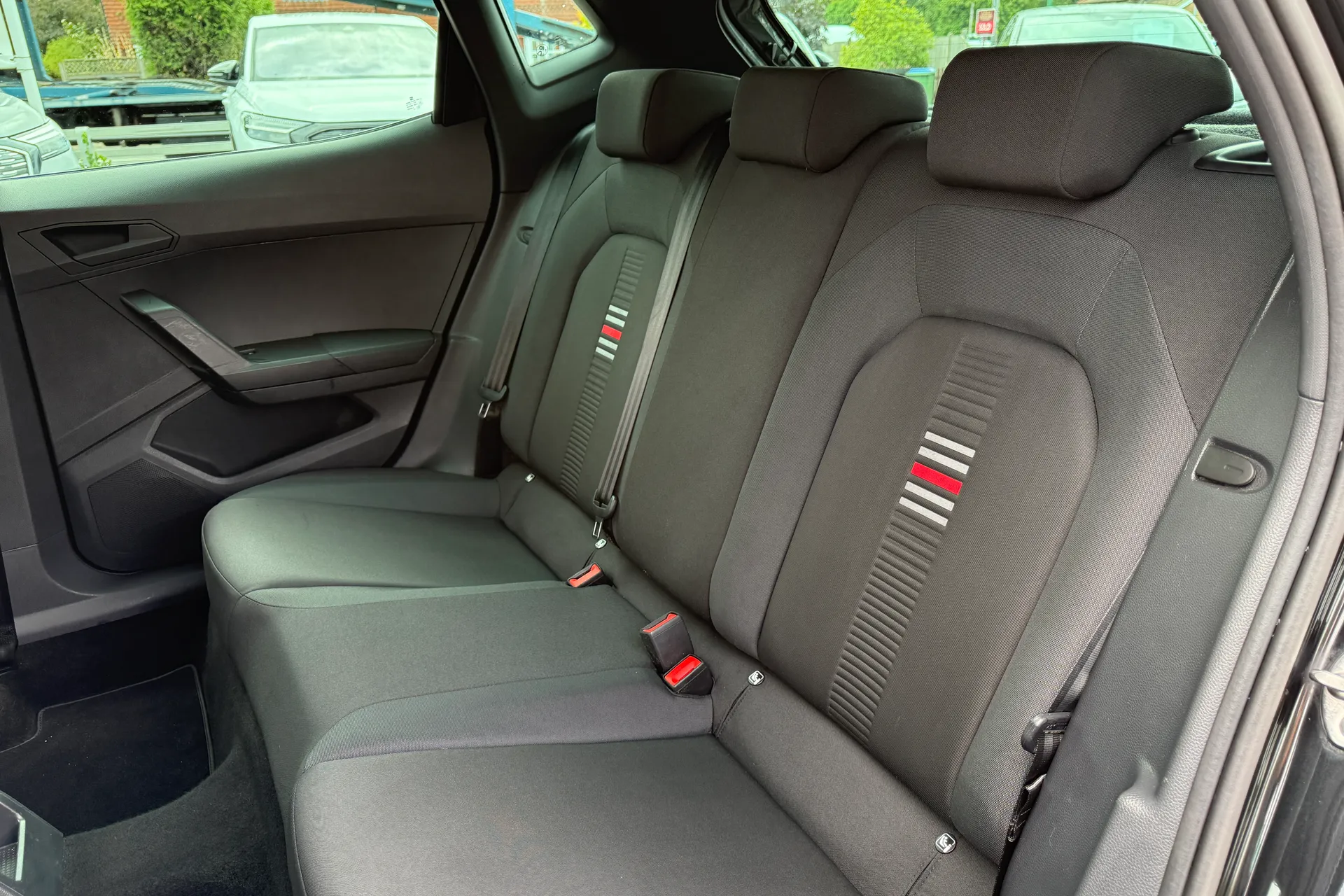 SEAT IBIZA thumbnail image number 34