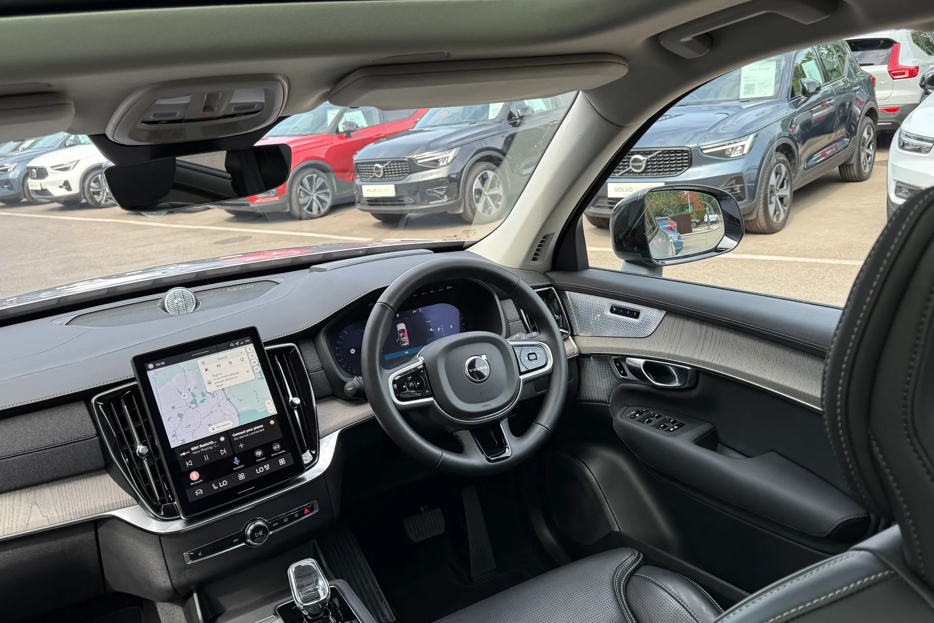 Volvo XC90 thumbnail image number 37