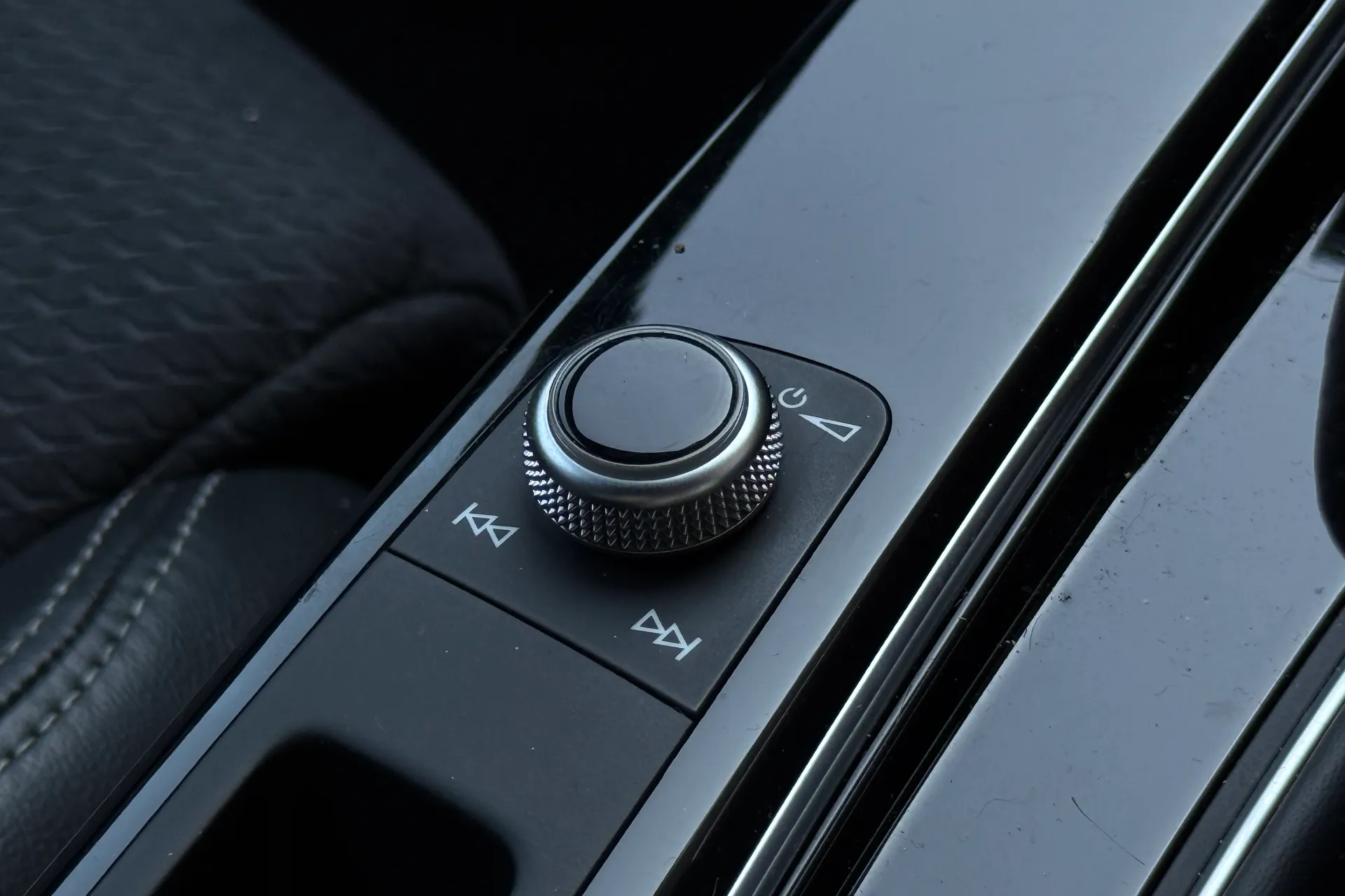 Audi A5 thumbnail image number 30