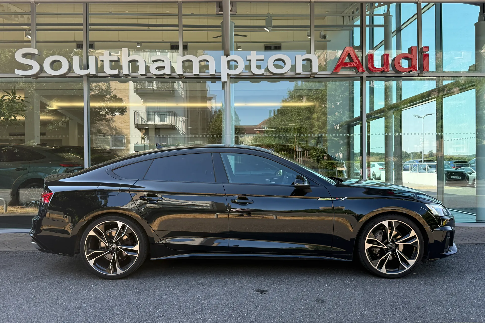 Audi A5 thumbnail image number 4