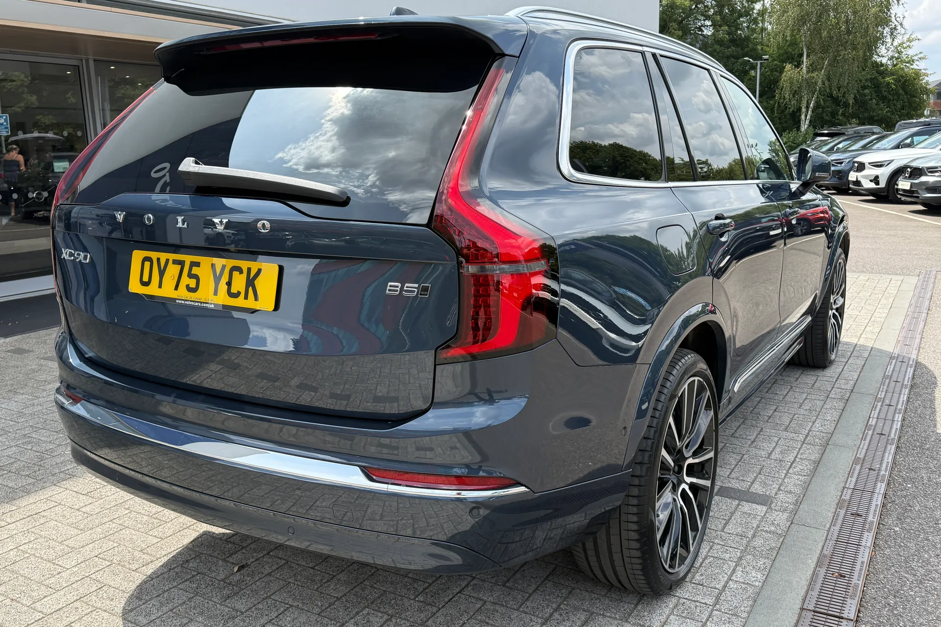 Volvo XC90 thumbnail image number 12