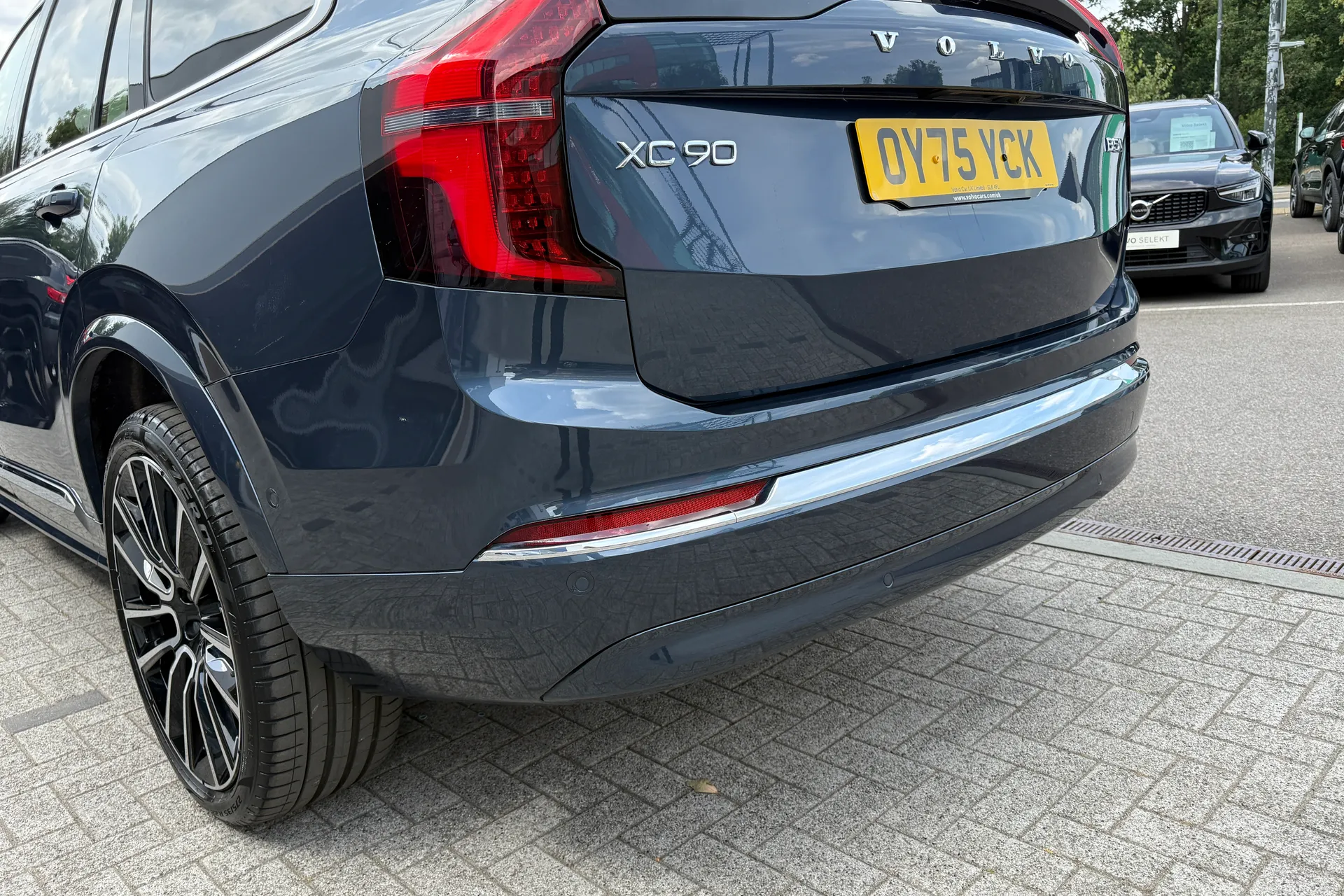 Volvo XC90 thumbnail image number 22