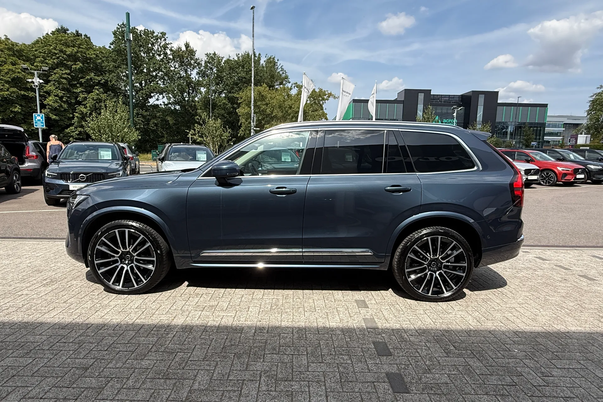 Volvo XC90 thumbnail image number 15