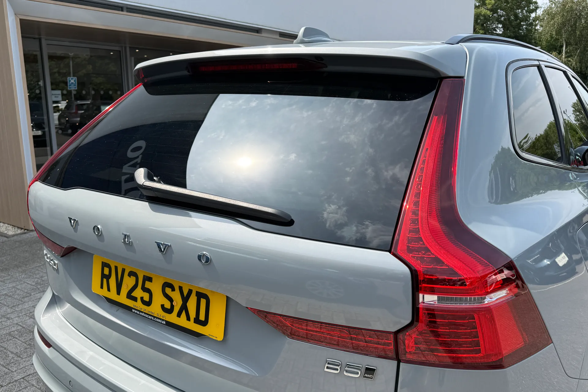 Volvo XC60 thumbnail image number 19