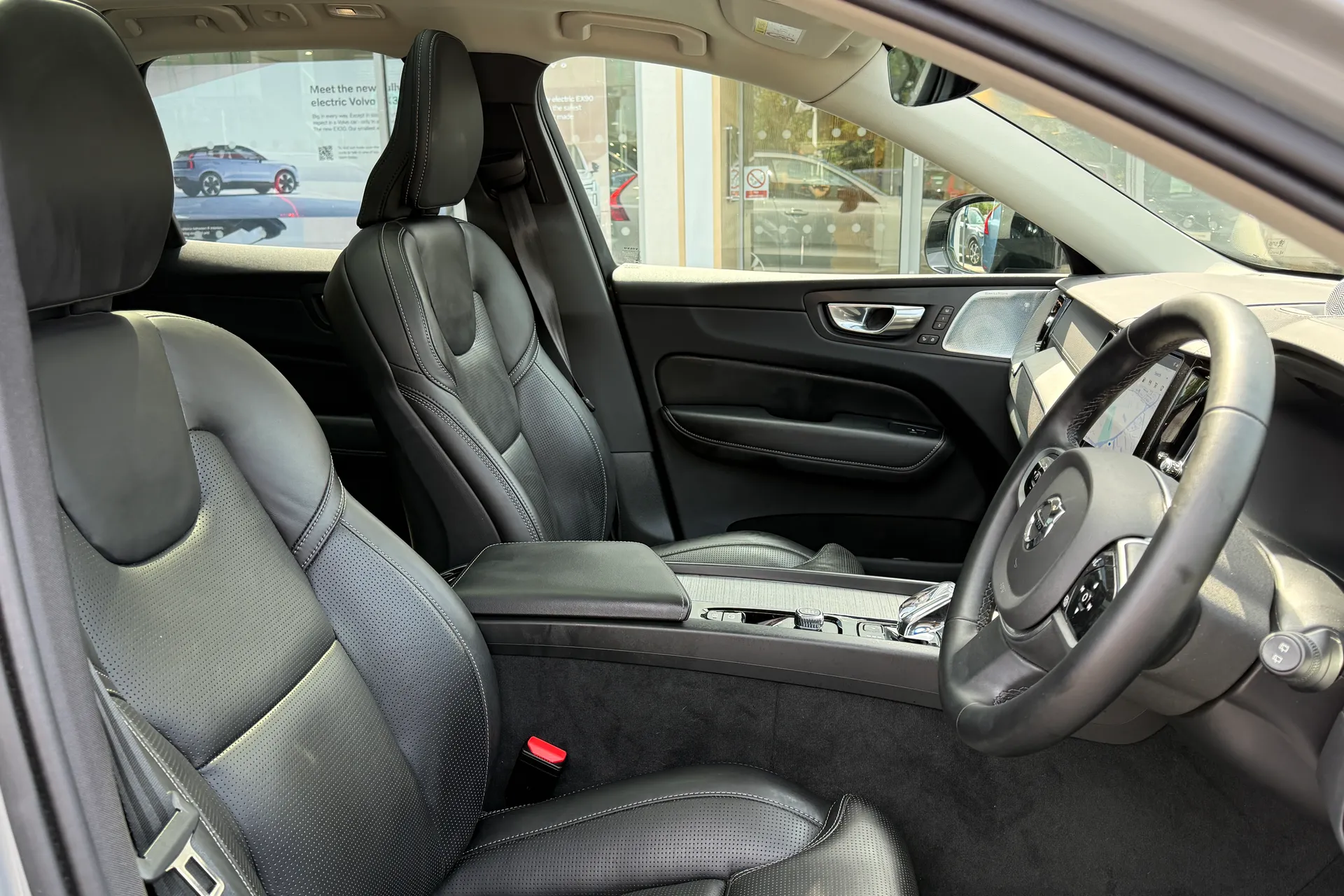 Volvo XC60 thumbnail image number 27