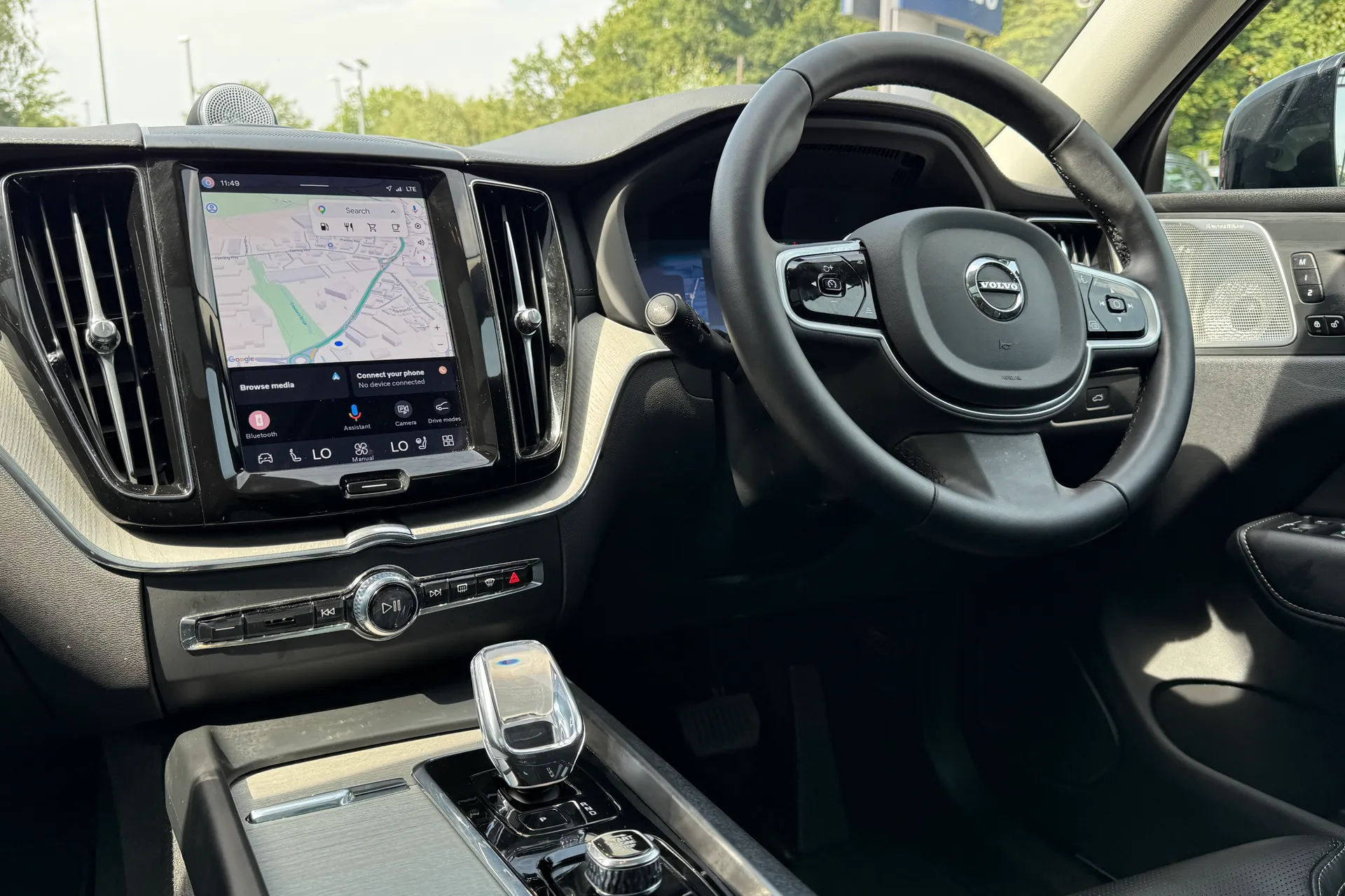Volvo XC60 thumbnail image number 36