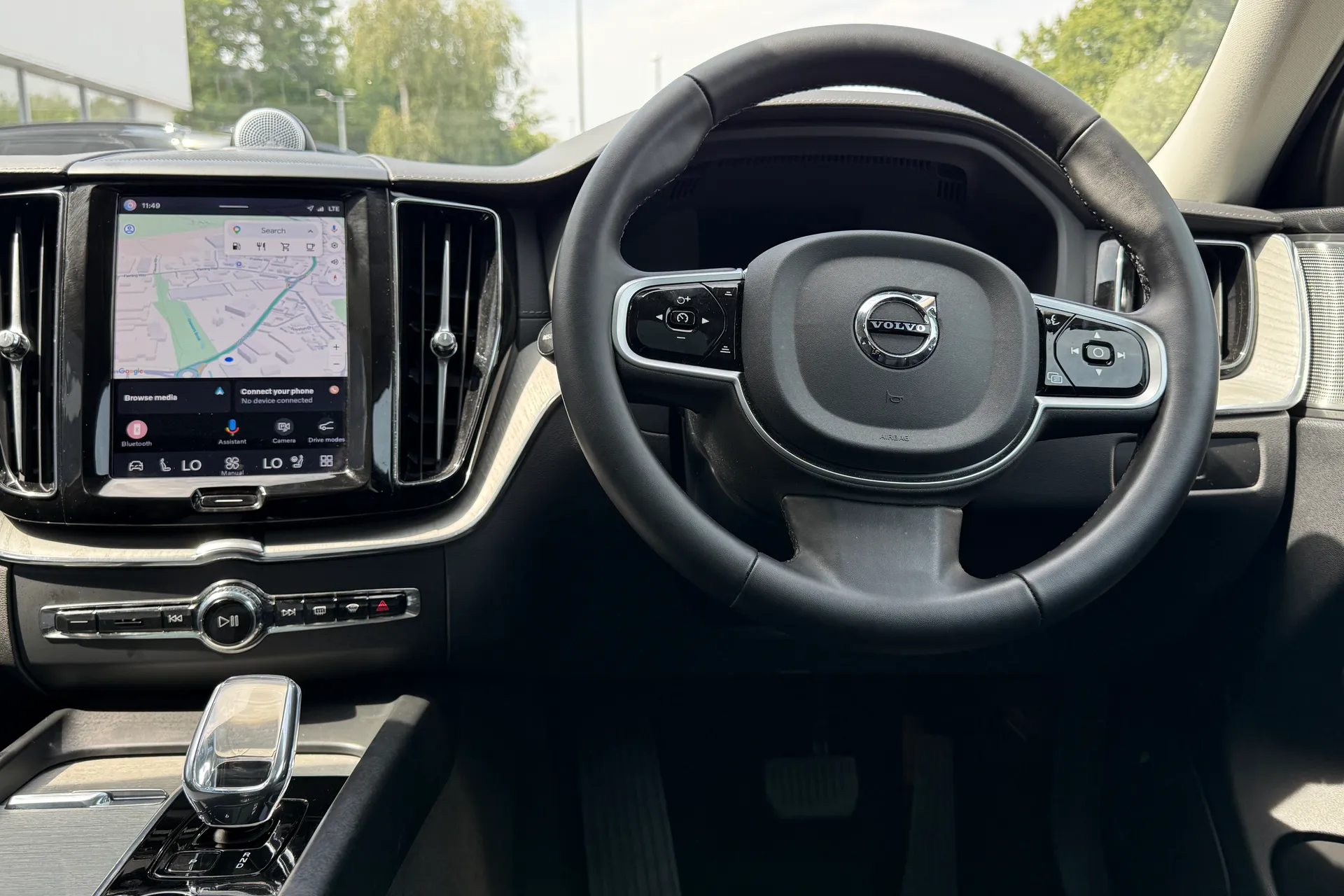 Volvo XC60 thumbnail image number 35