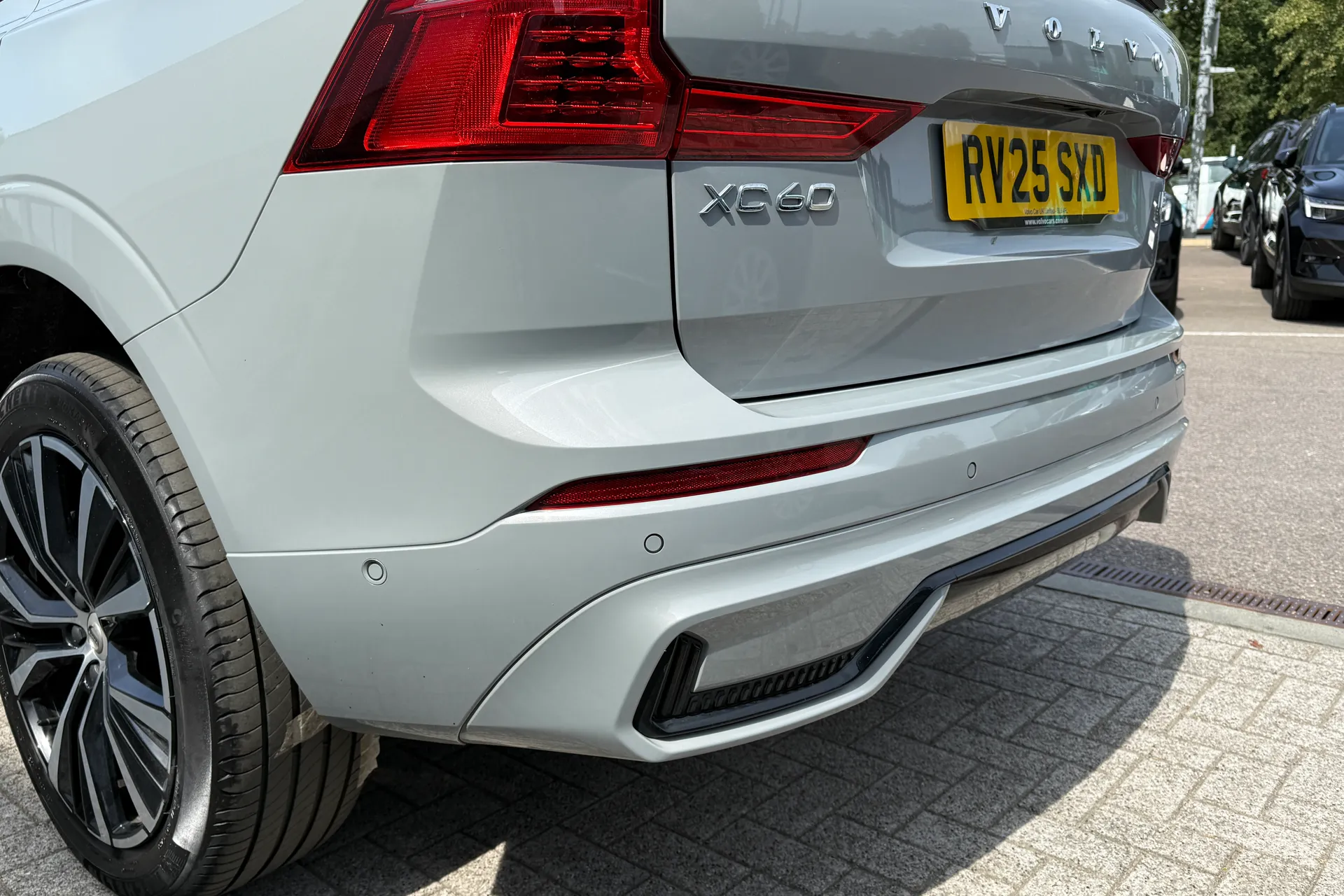 Volvo XC60 thumbnail image number 20