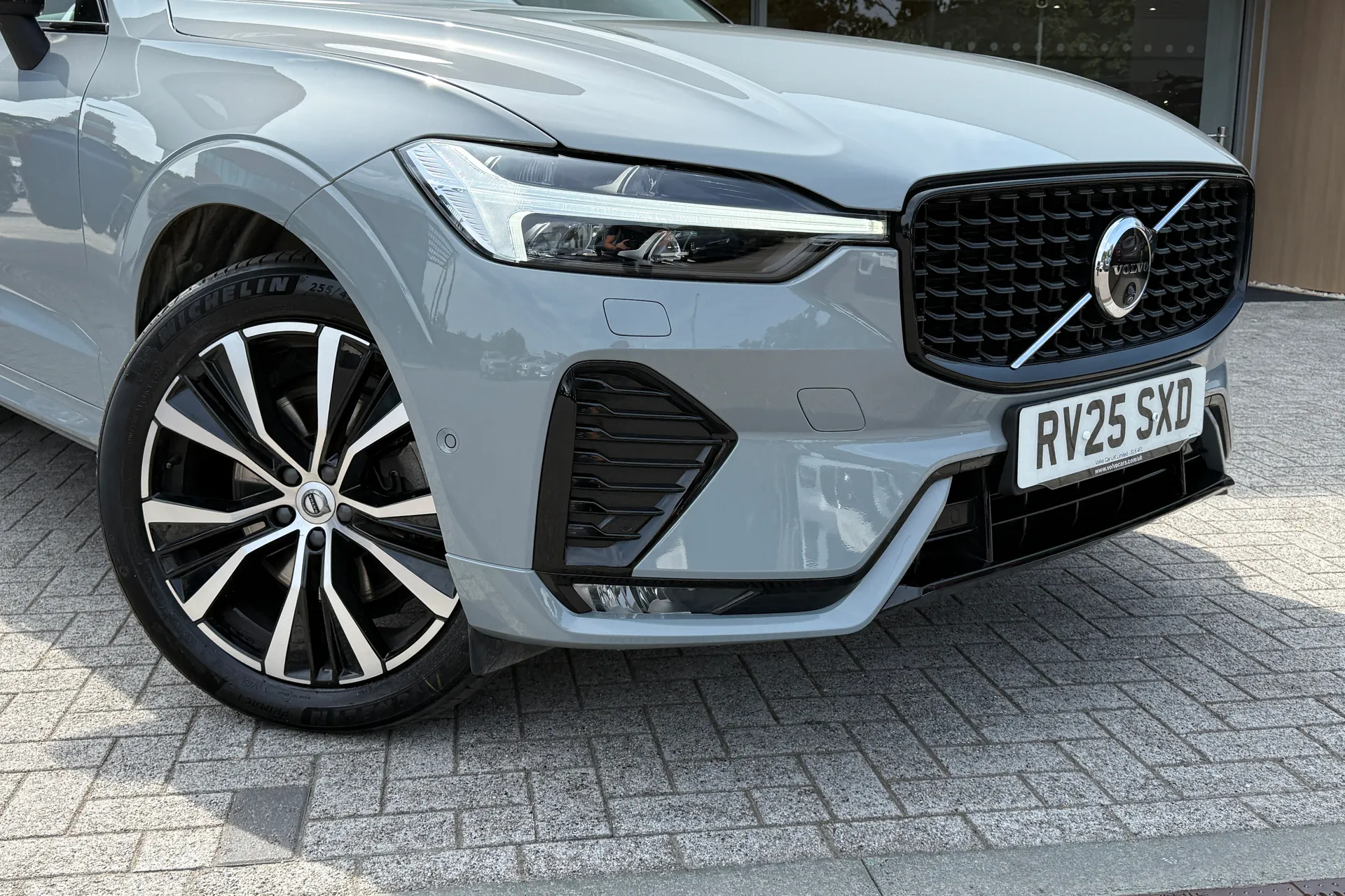 Volvo XC60 thumbnail image number 8