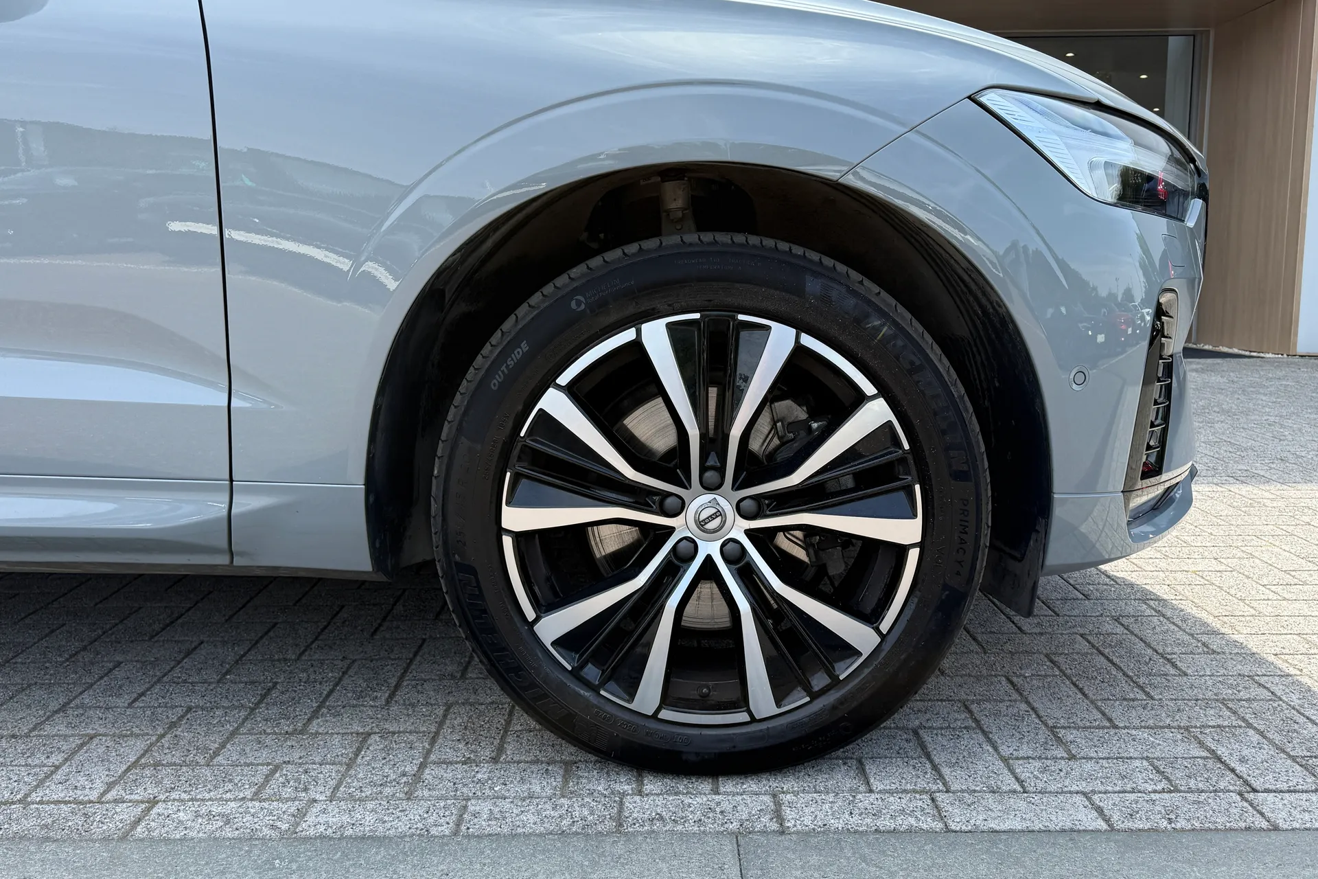Volvo XC60 thumbnail image number 15