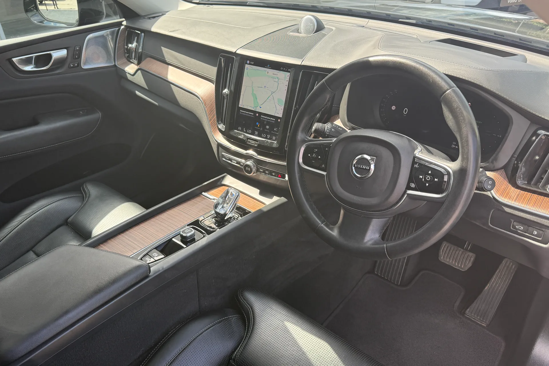 Volvo XC60 thumbnail image number 6