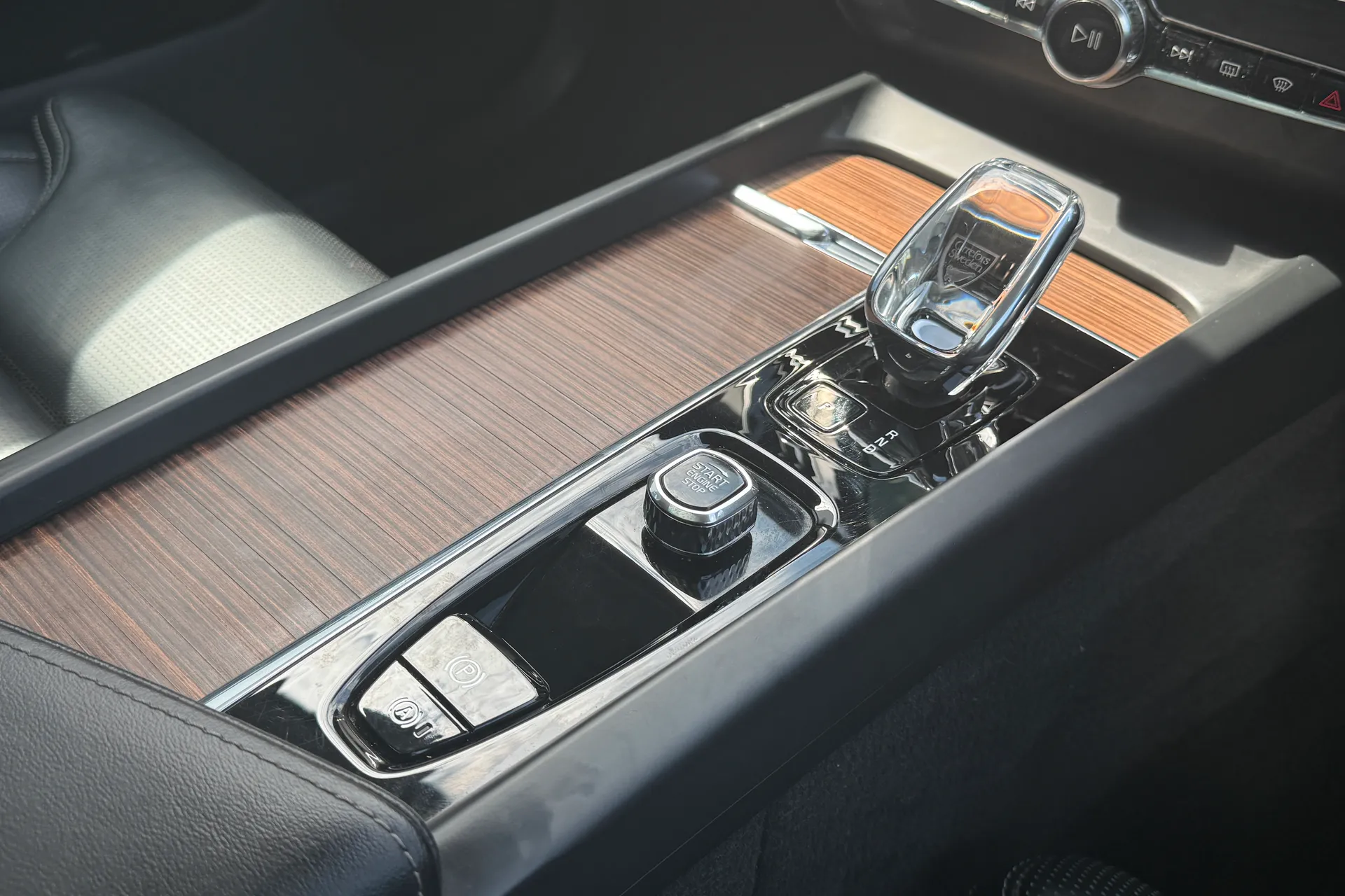 Volvo XC60 thumbnail image number 43