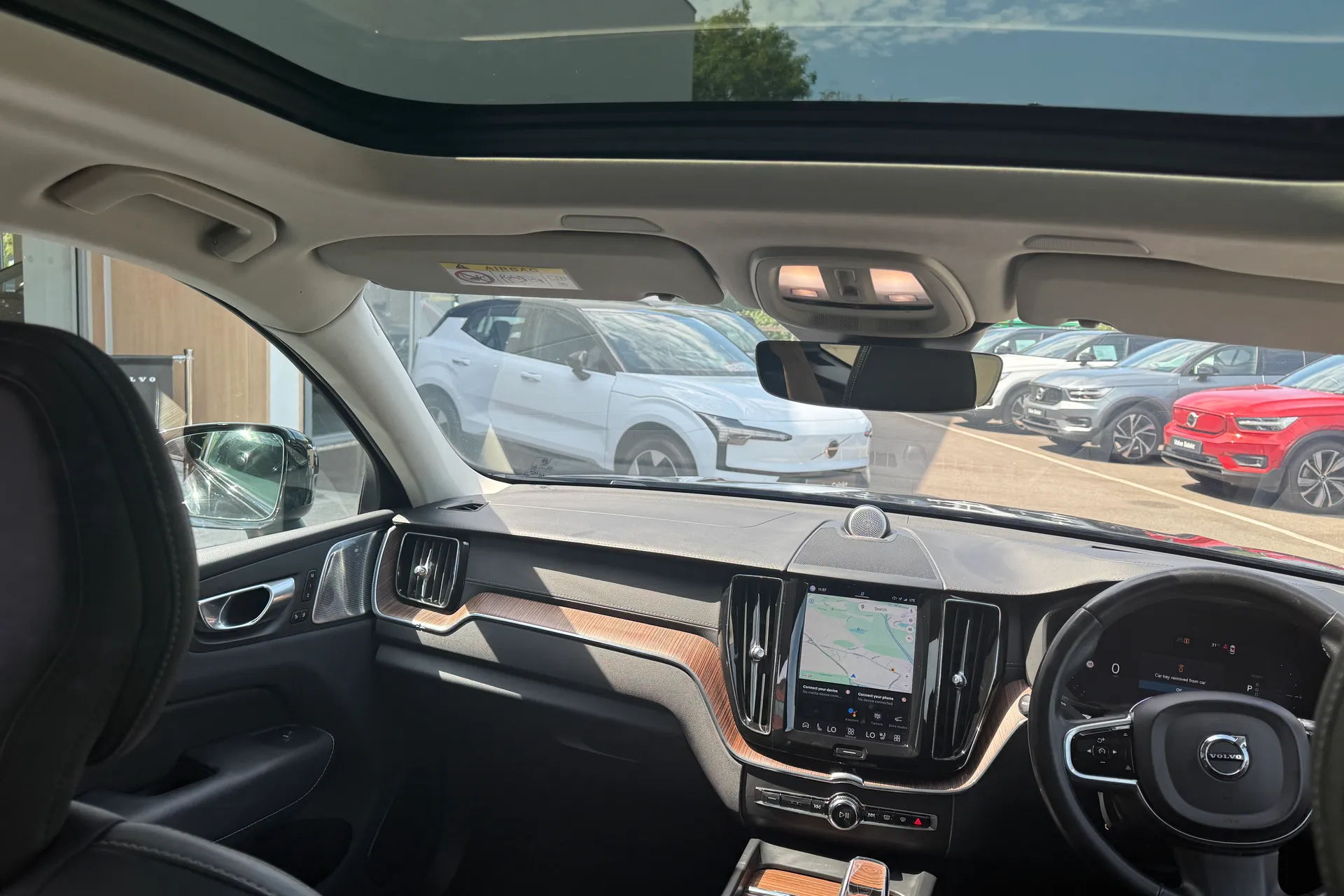 Volvo XC60 thumbnail image number 31
