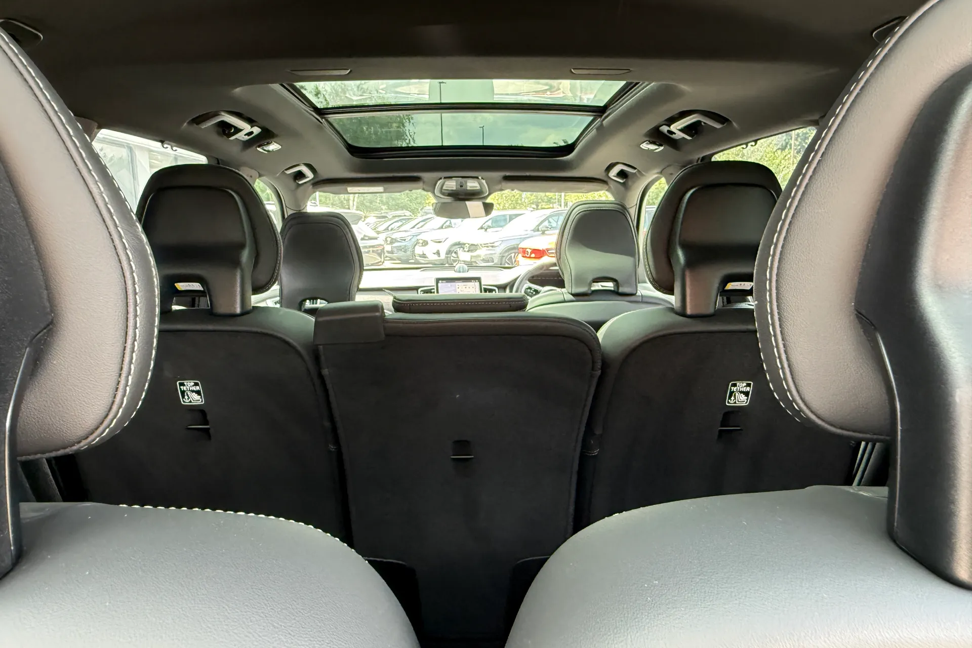 Volvo XC90 thumbnail image number 9