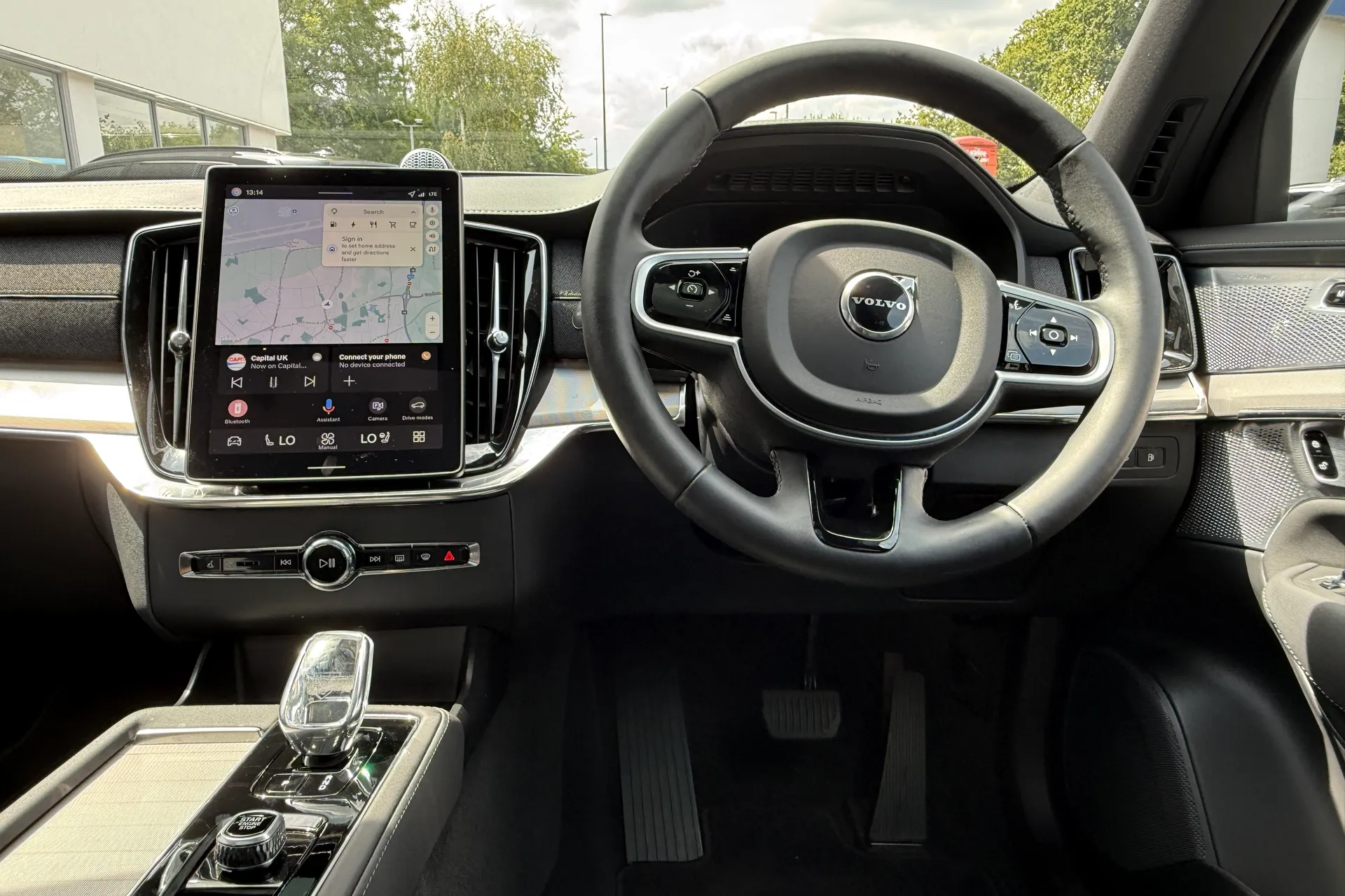 Volvo XC90 thumbnail image number 36