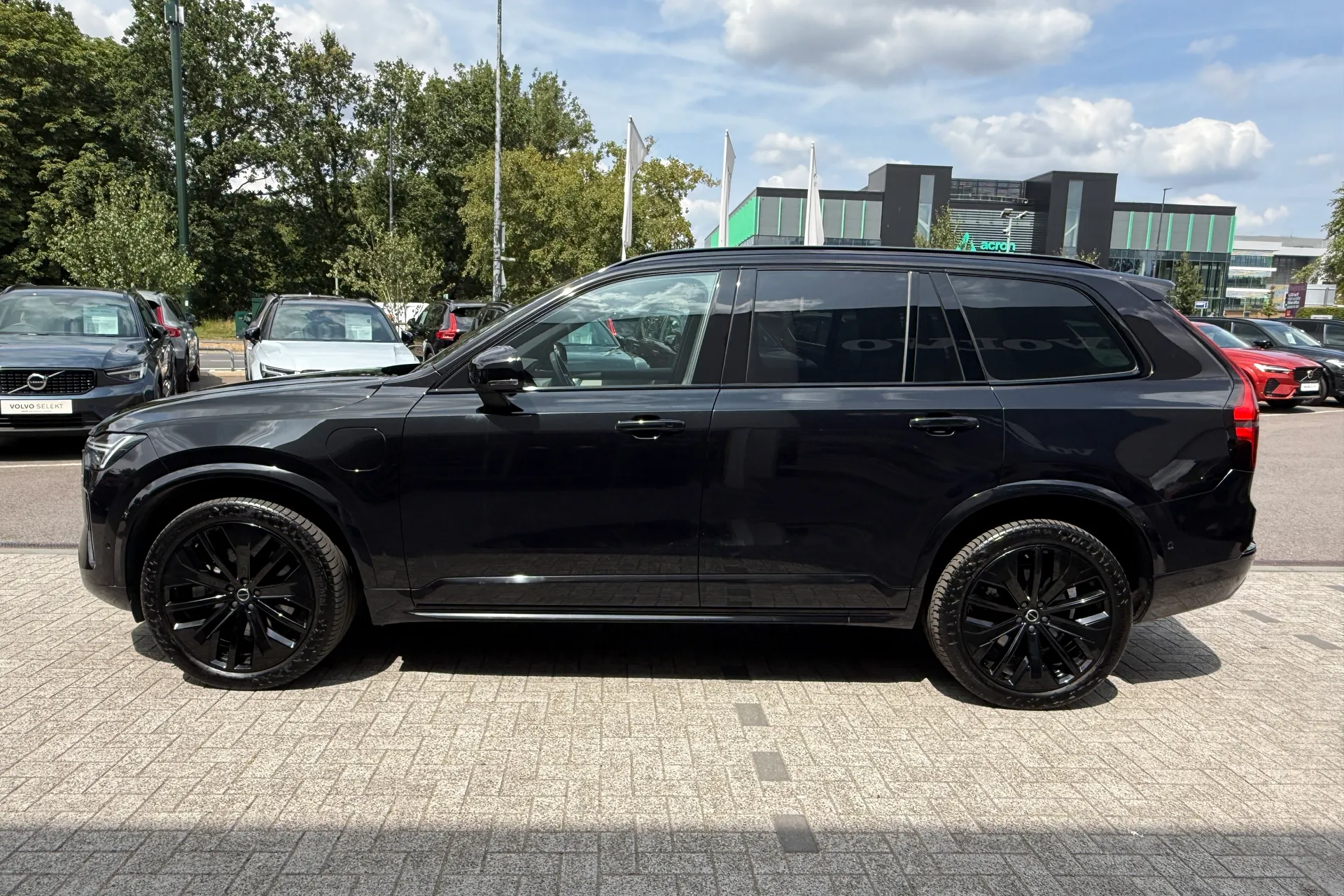 Volvo XC90 thumbnail image number 14