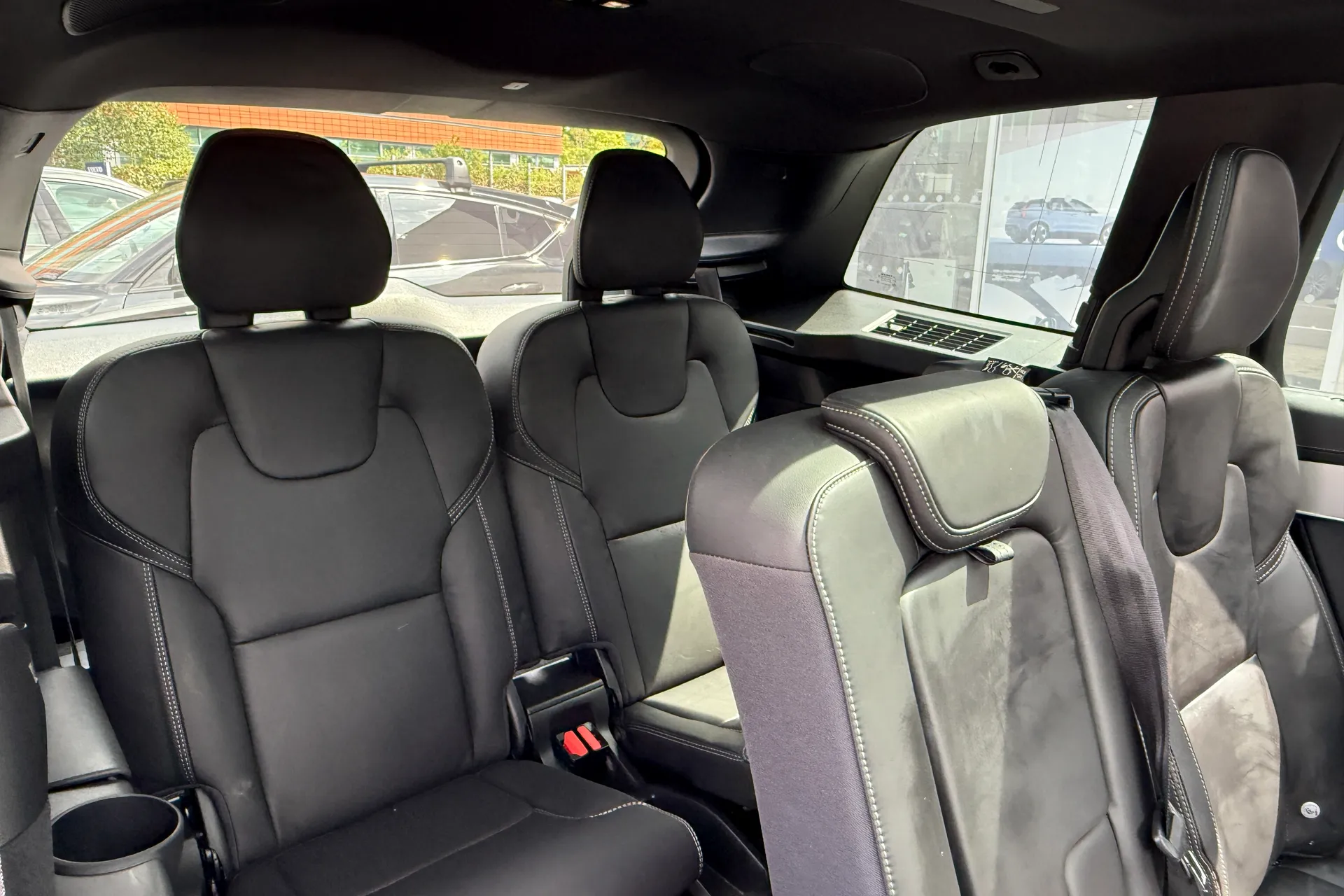 Volvo XC90 thumbnail image number 7